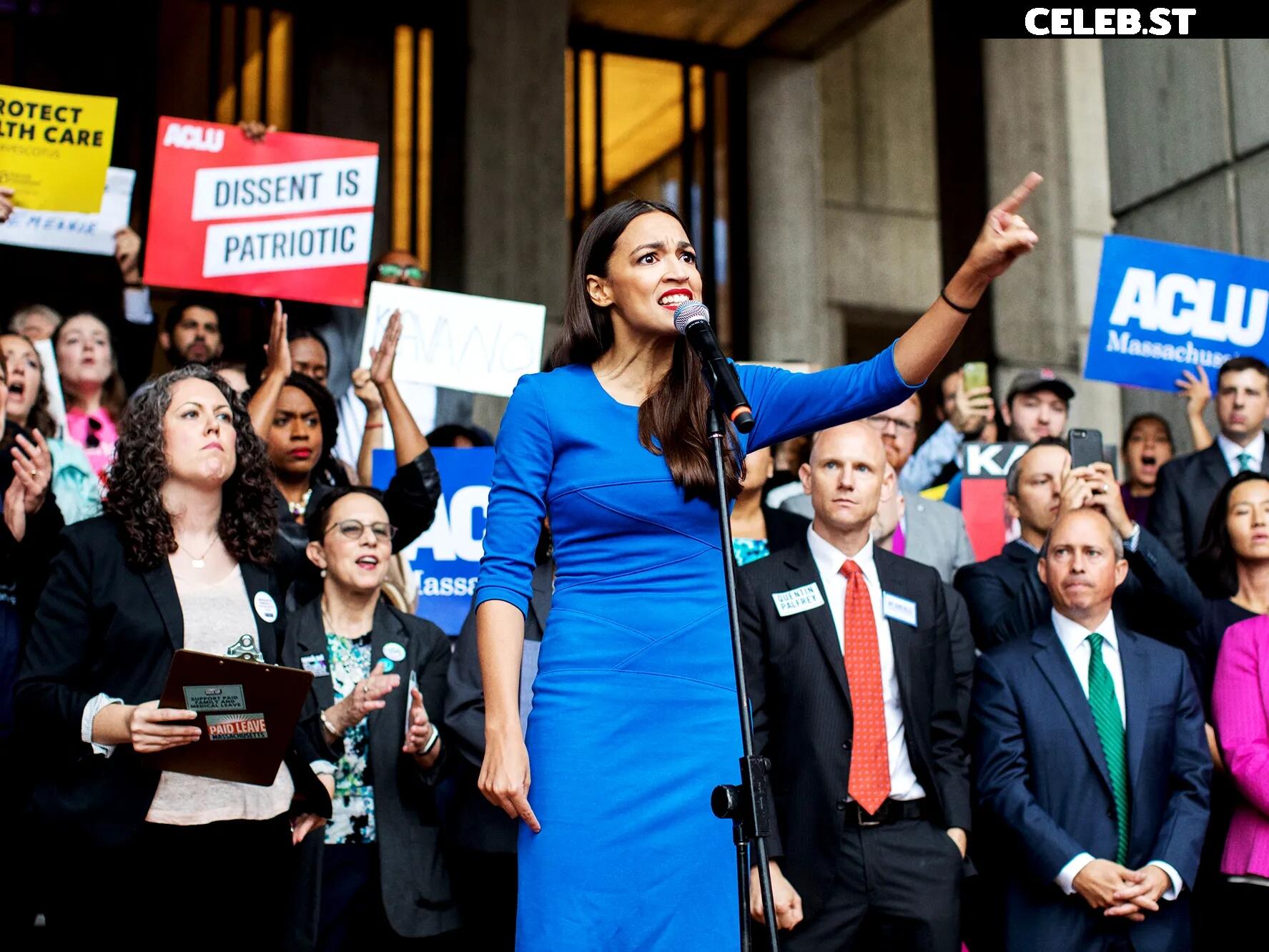 Alexandria Ocasio-Cortez / AOC Image 23409220