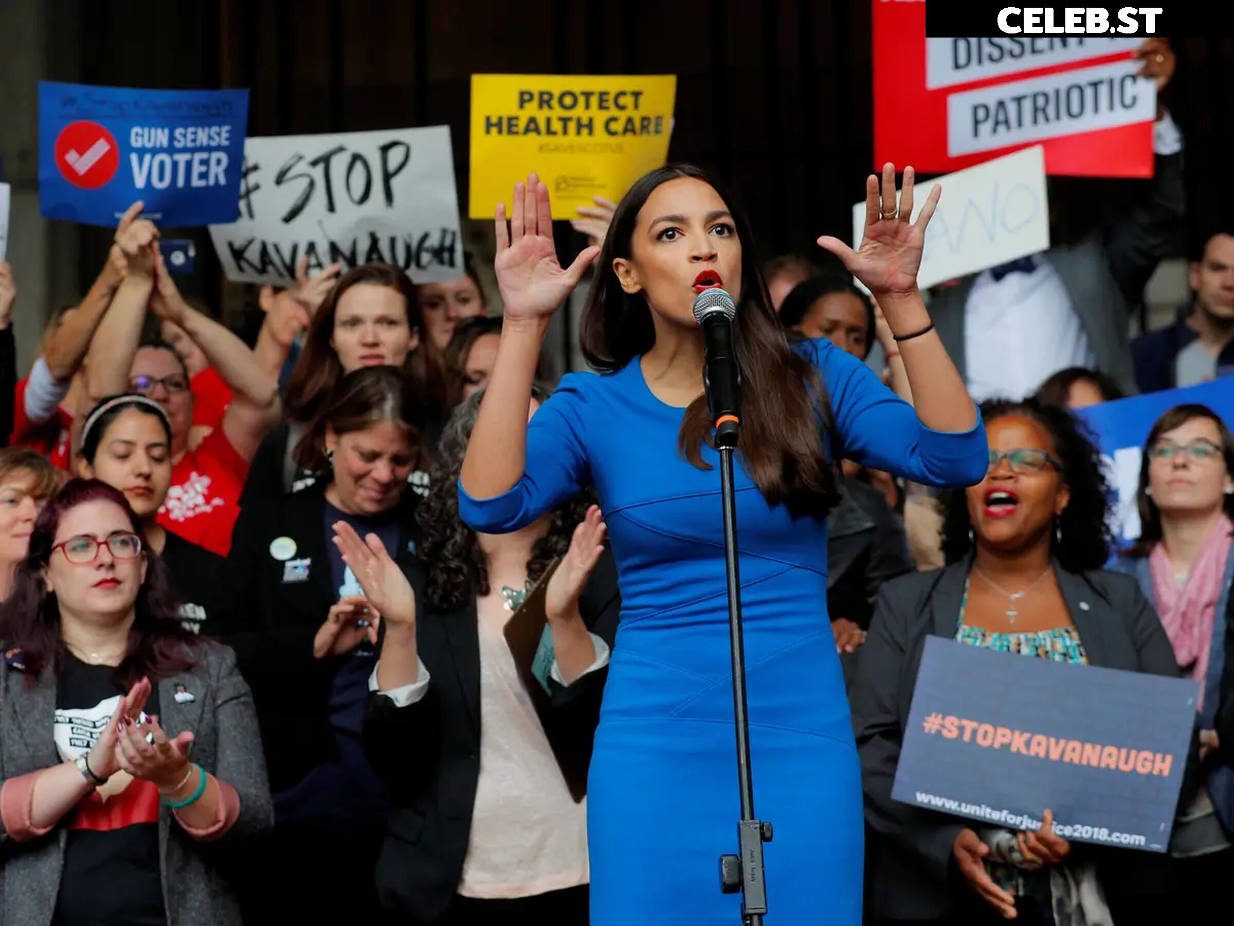 Alexandria Ocasio-Cortez / AOC Image 23409227