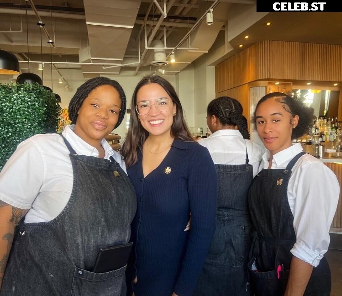 Alexandria Ocasio-Cortez / AOC Image 23409210