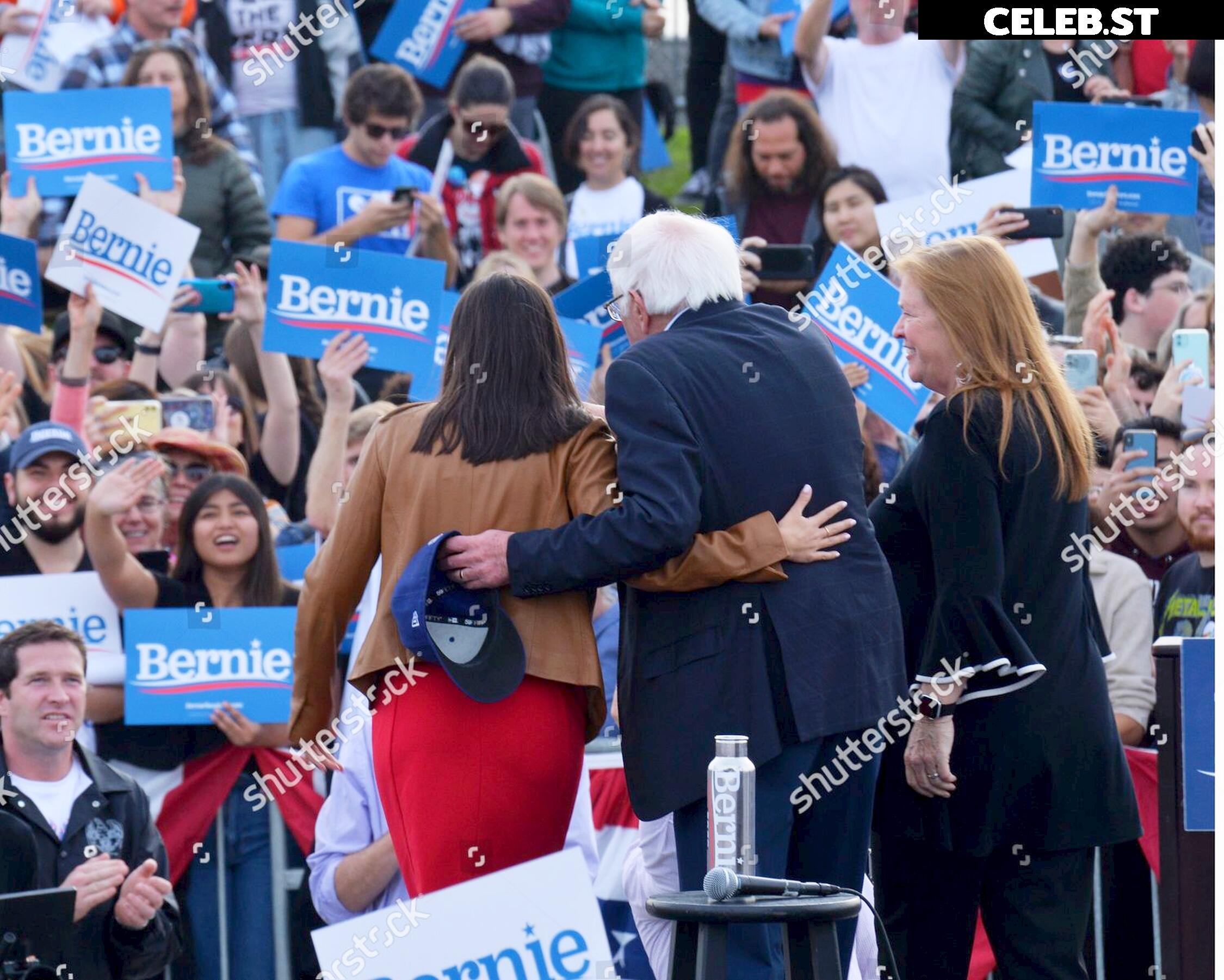Alexandria Ocasio-Cortez / AOC Image 23409258