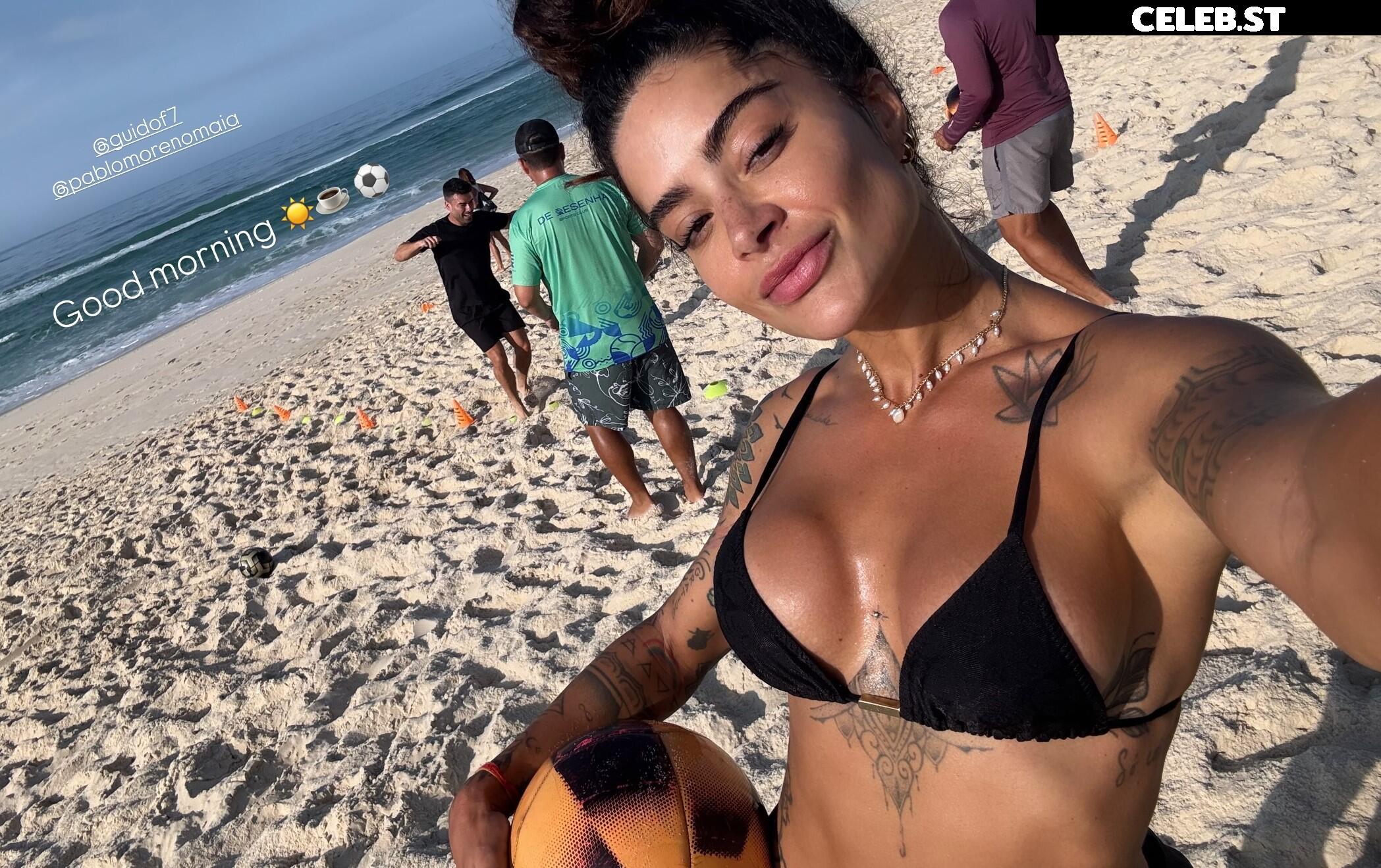 Aline Riscado Image 23499893