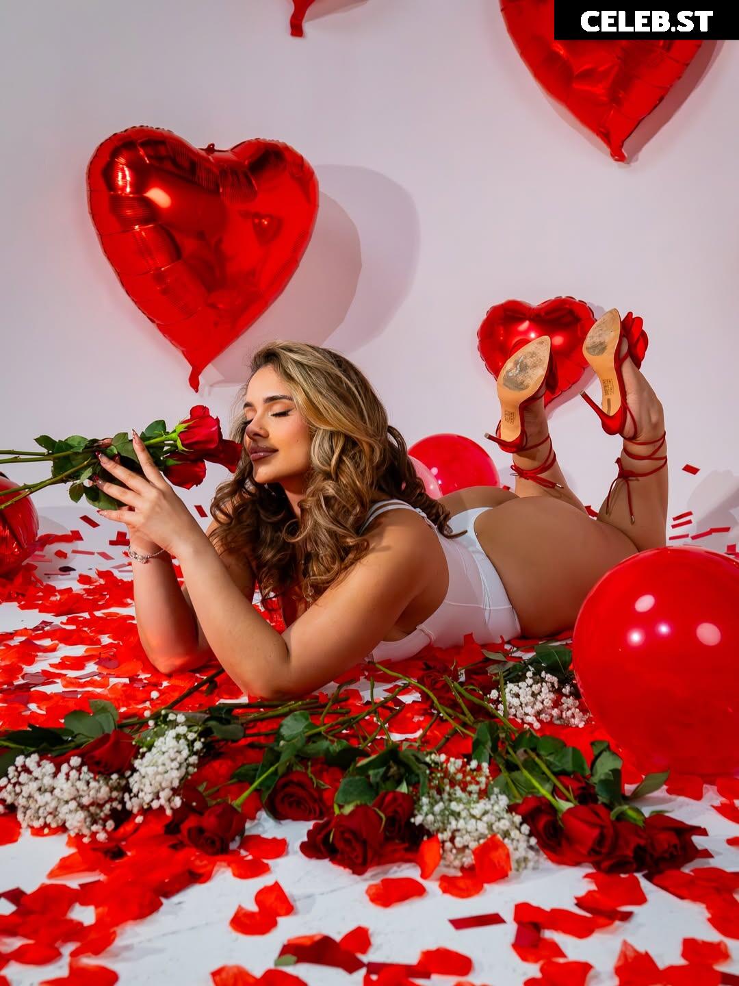 Jennieftb | latinaqueen__ | Jennie garvia Image 23487854