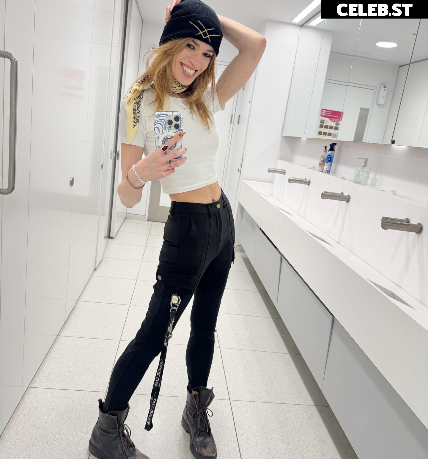 Hollie Bennett Image 23486864
