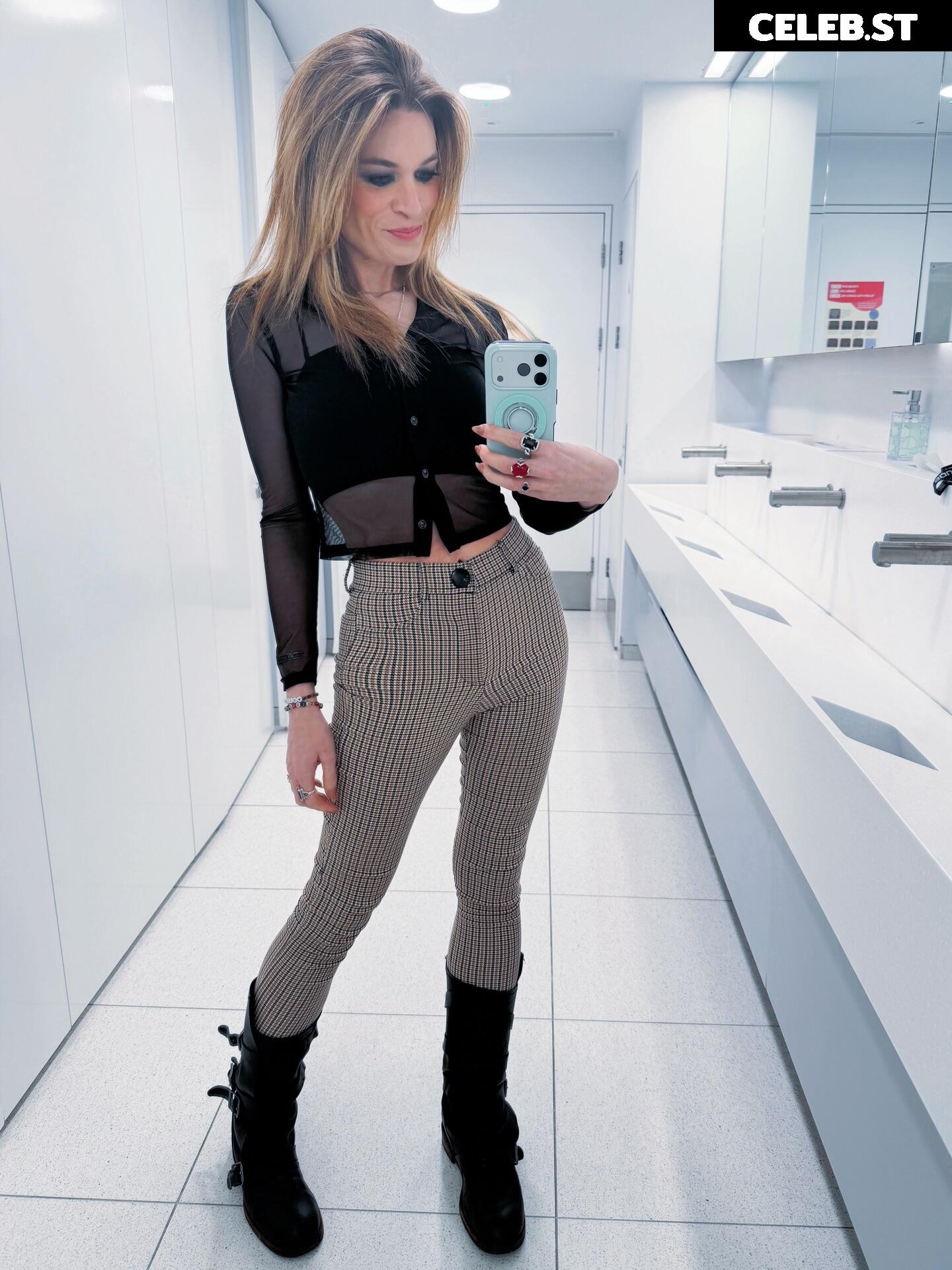 Hollie Bennett Image 23486871
