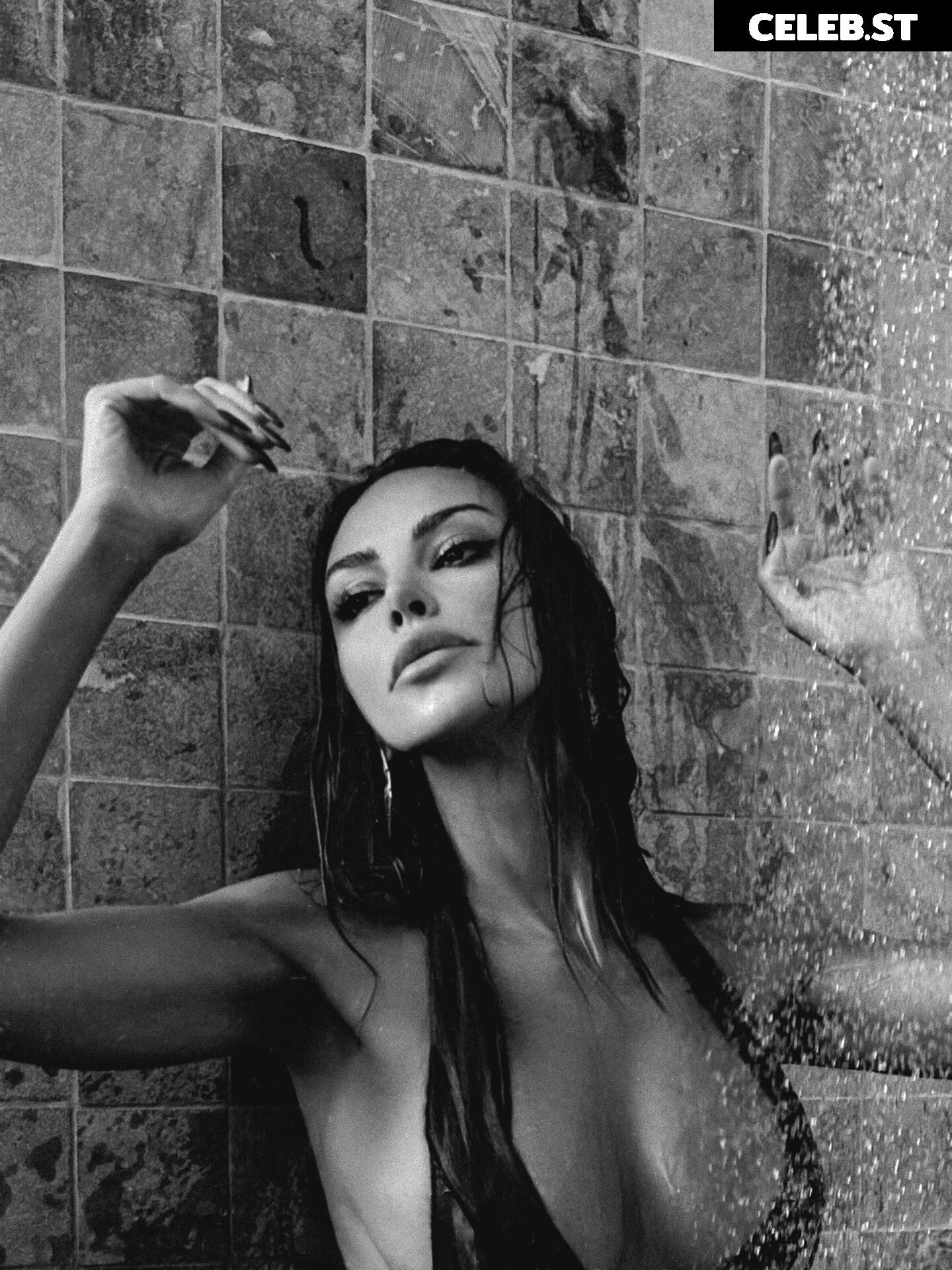 Madalina Diana Ghenea Image 23354332