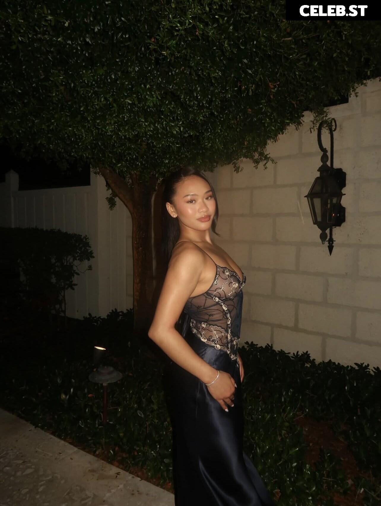 Suni Lee Image 23354200