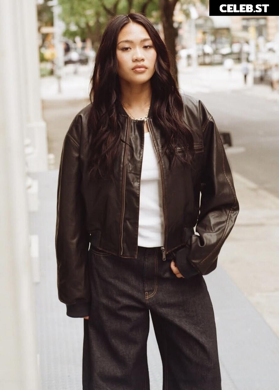 Suni Lee Image 23353908