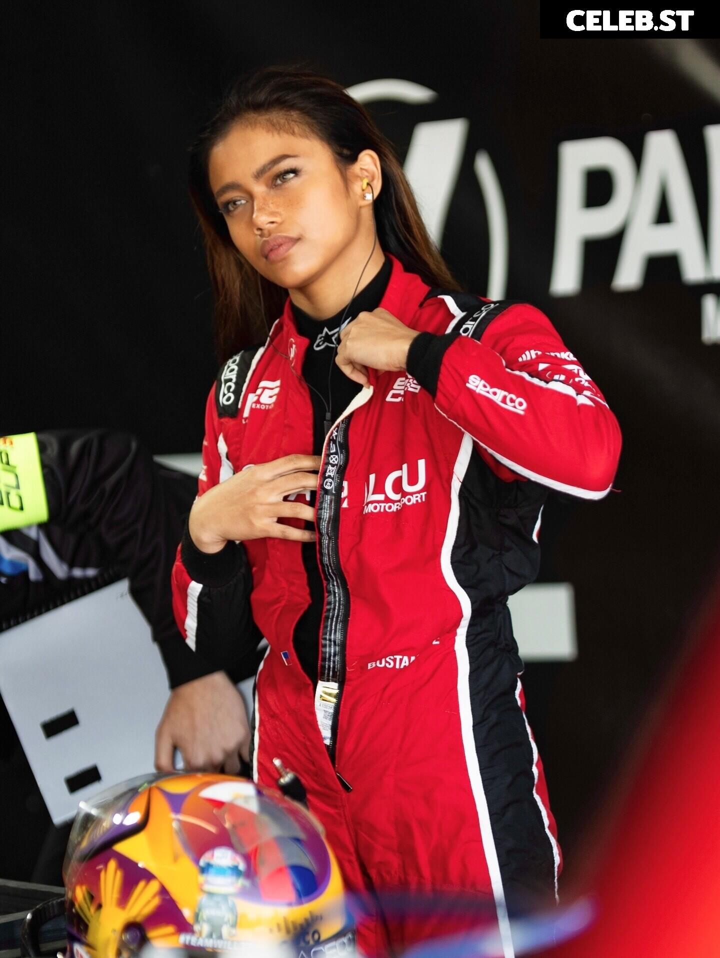 Bianca Bustamante | Racerbia Image 23353783