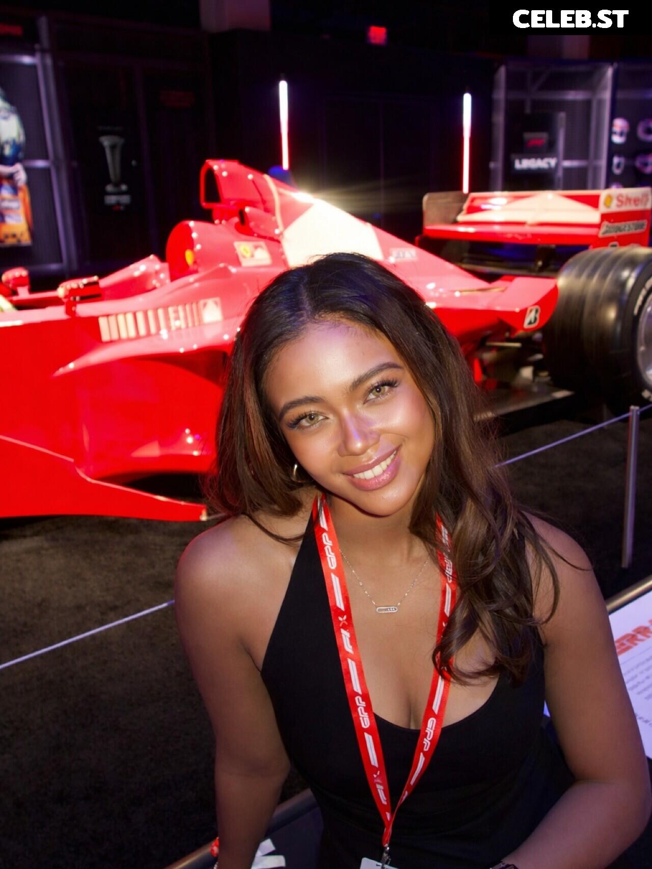 Bianca Bustamante | Racerbia Image 23353727