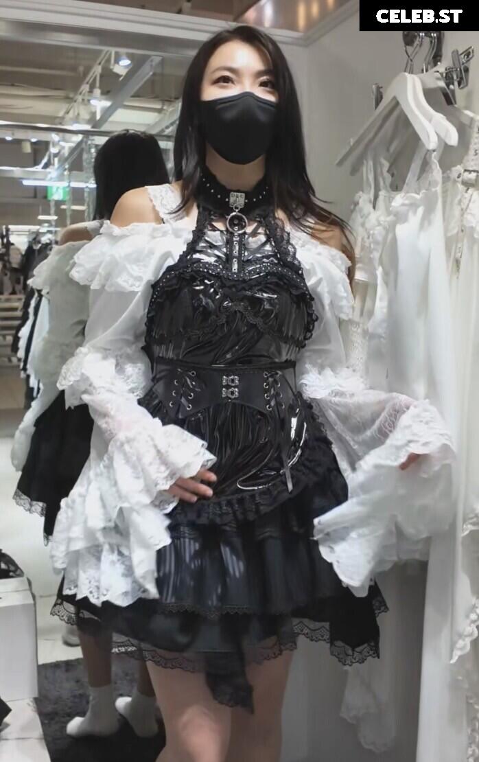 OniGiri / Giri Image 23353351
