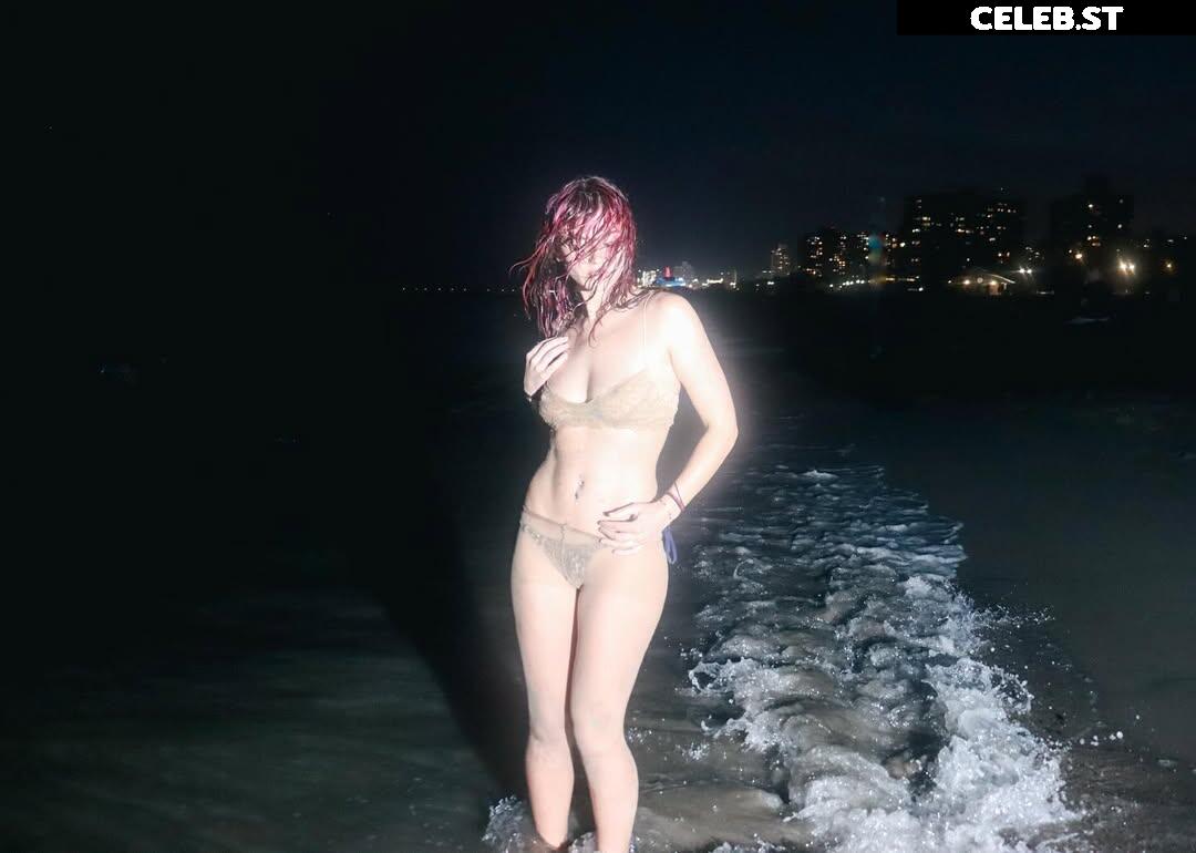 Suzy Clue Image 23359504