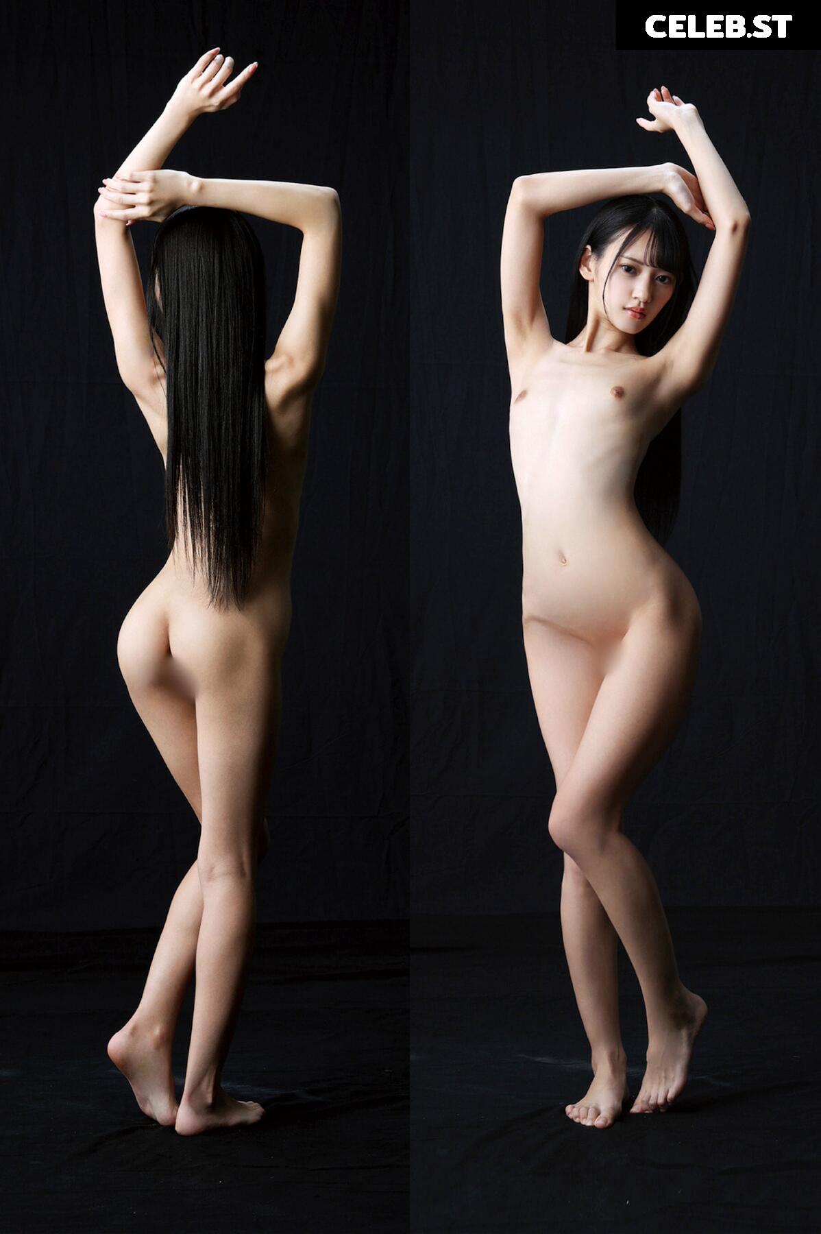 Nude Pose Books Image 23368736