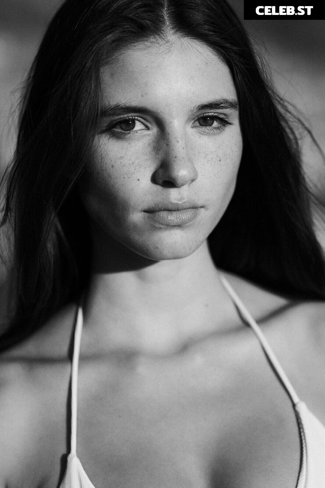 Rachelle Van Waardhuizen Image 23364423