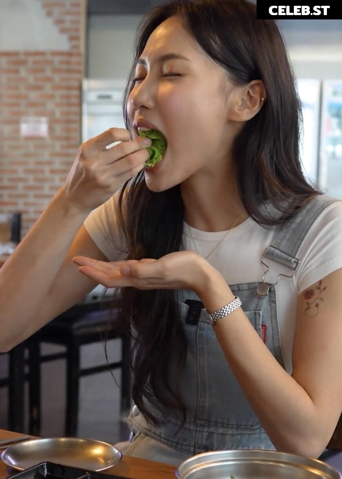 Jessica Lee Seul Image 23360352