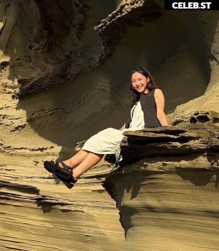 Jessica Lee Seul Image 23360346