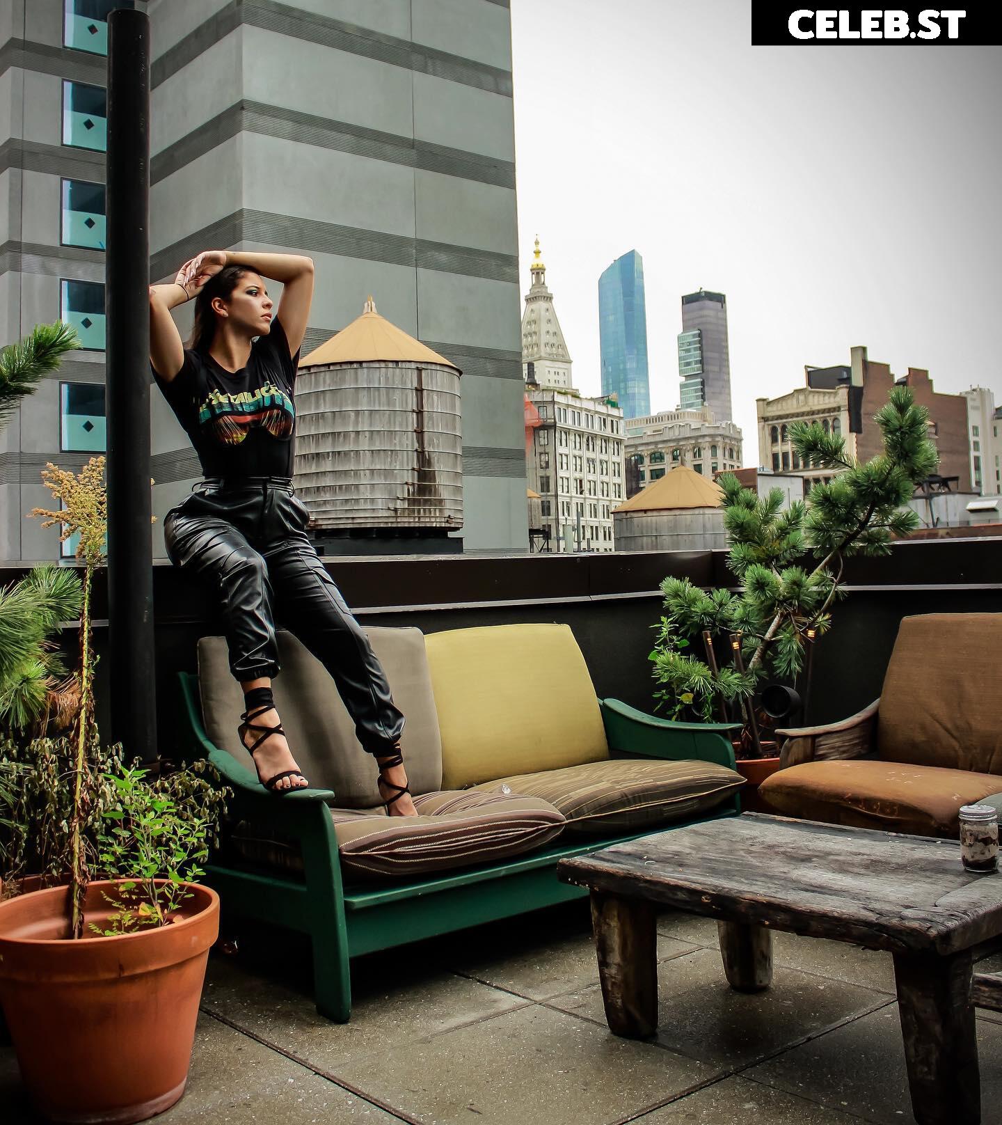 Maleni Cruz Image 23362251