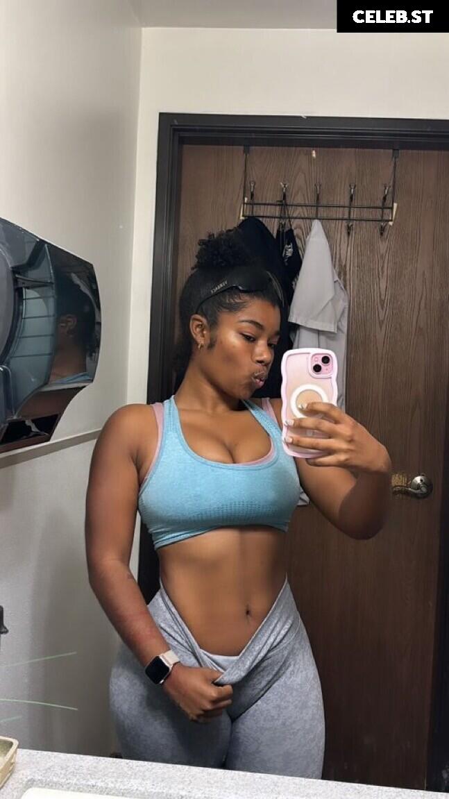 kurlykyy | Kyylareneee Image 23379720