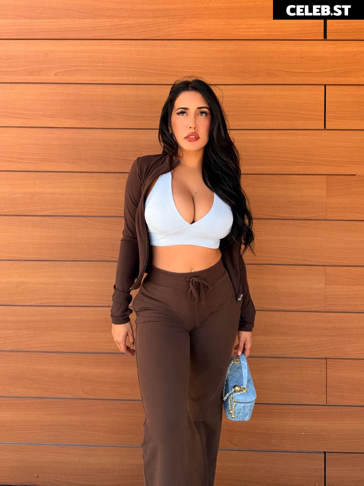 Gabrielle Fecura Image 23348602