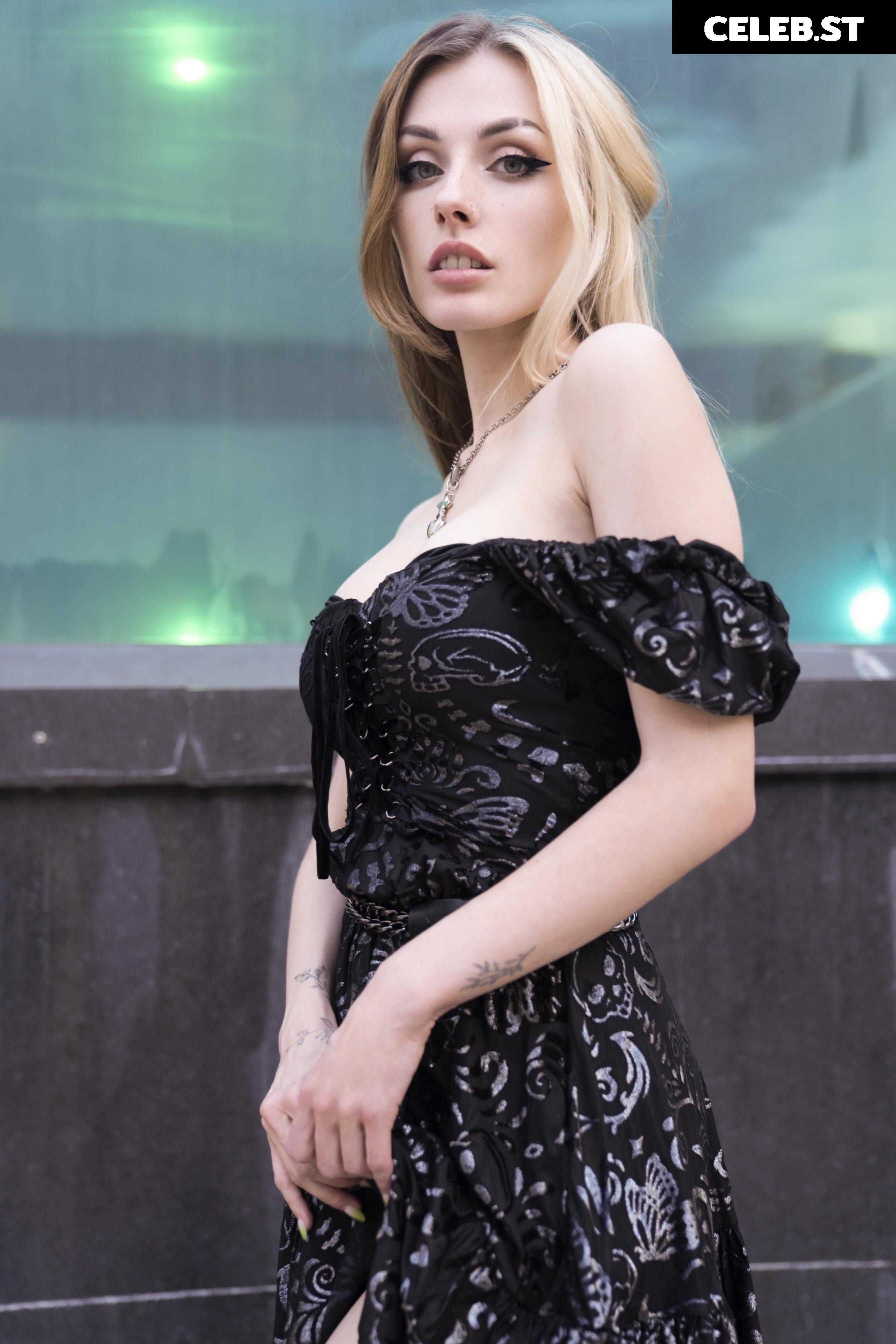 Rolyatistaylor Image 23335726