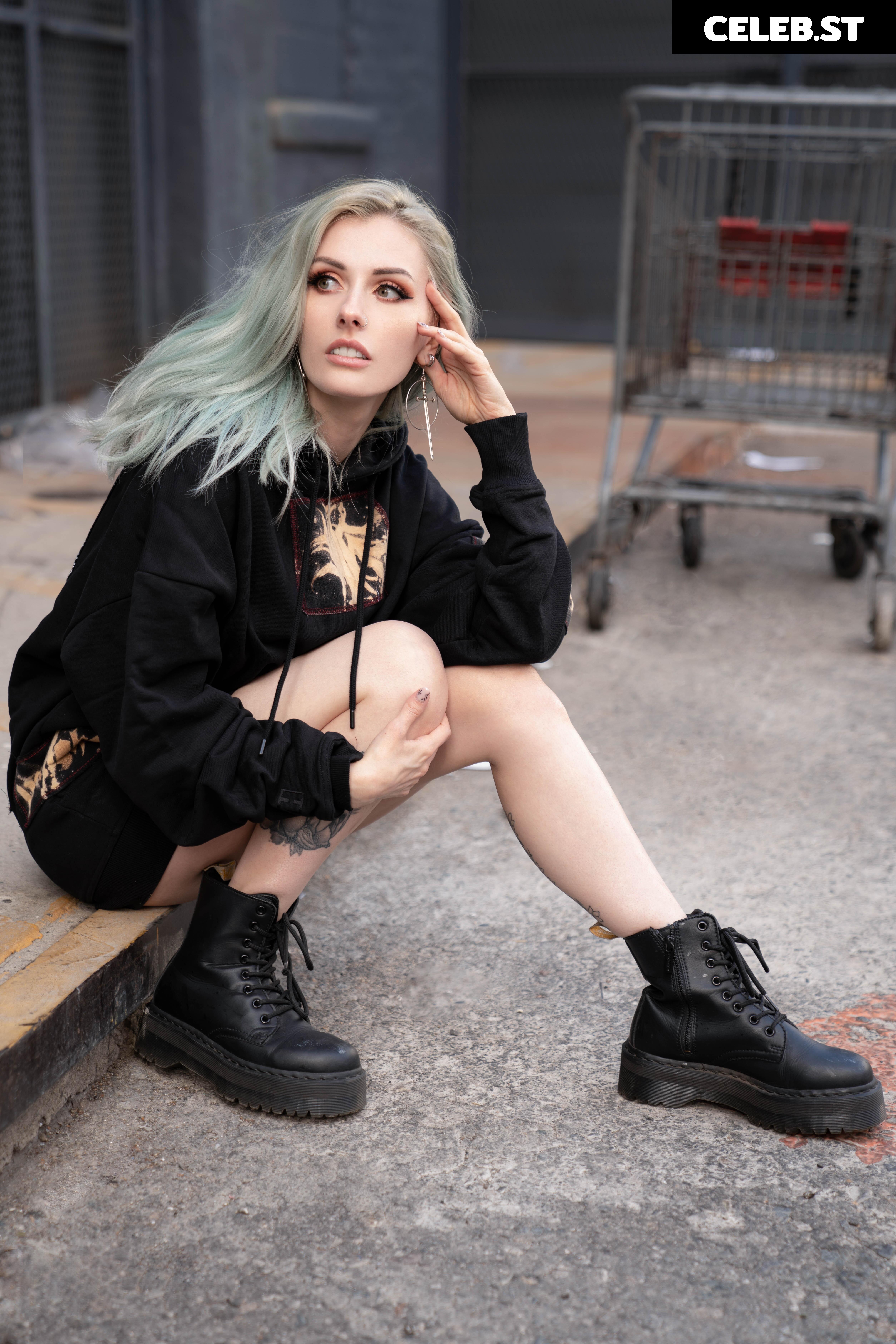 Rolyatistaylor Image 23334910