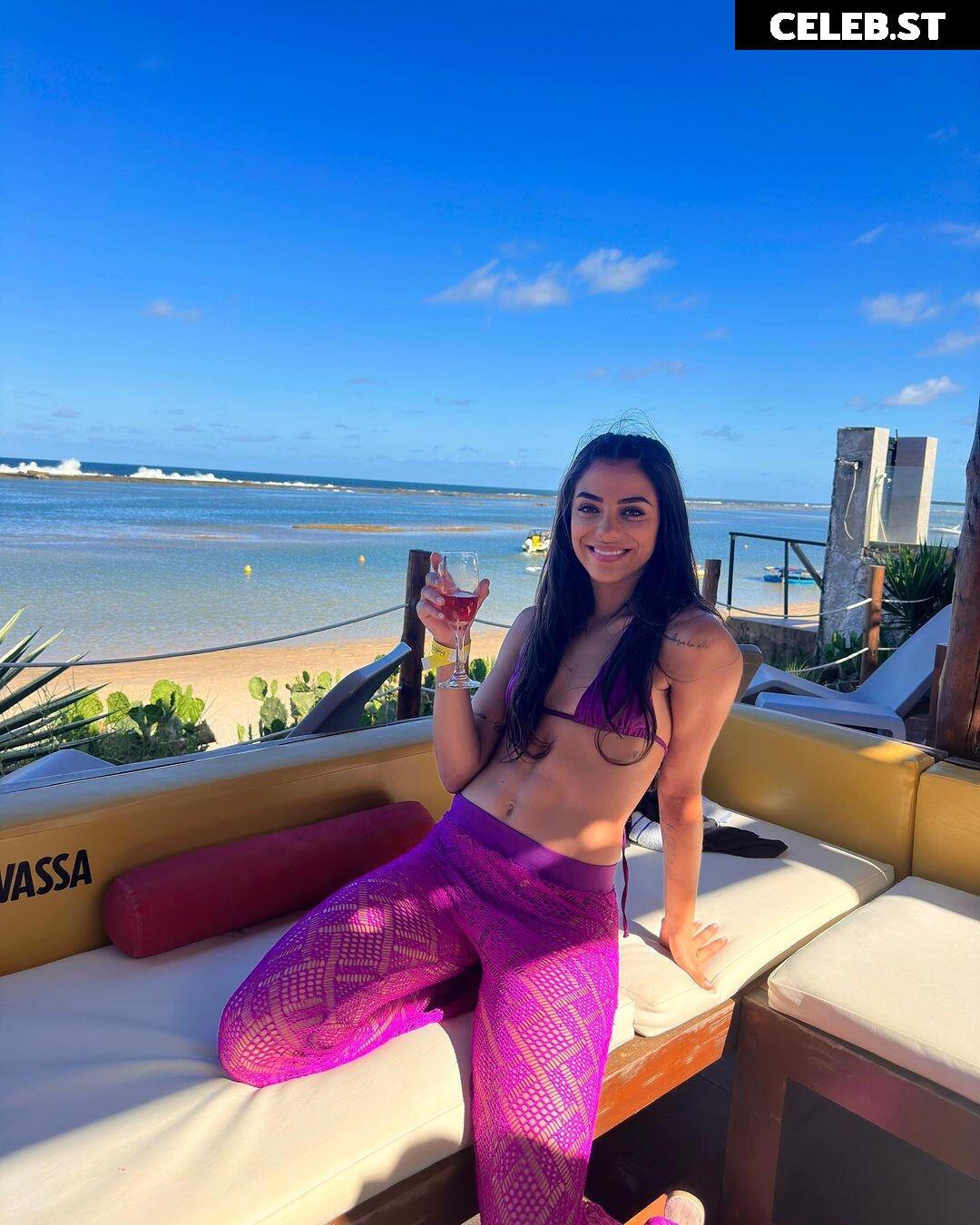 Key Alves Image 2330811