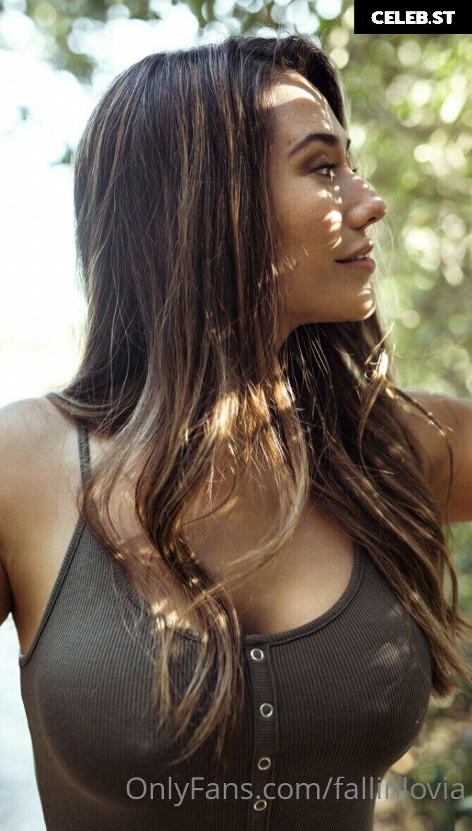 Eva Lovia / Fallinlovia Image 23301927