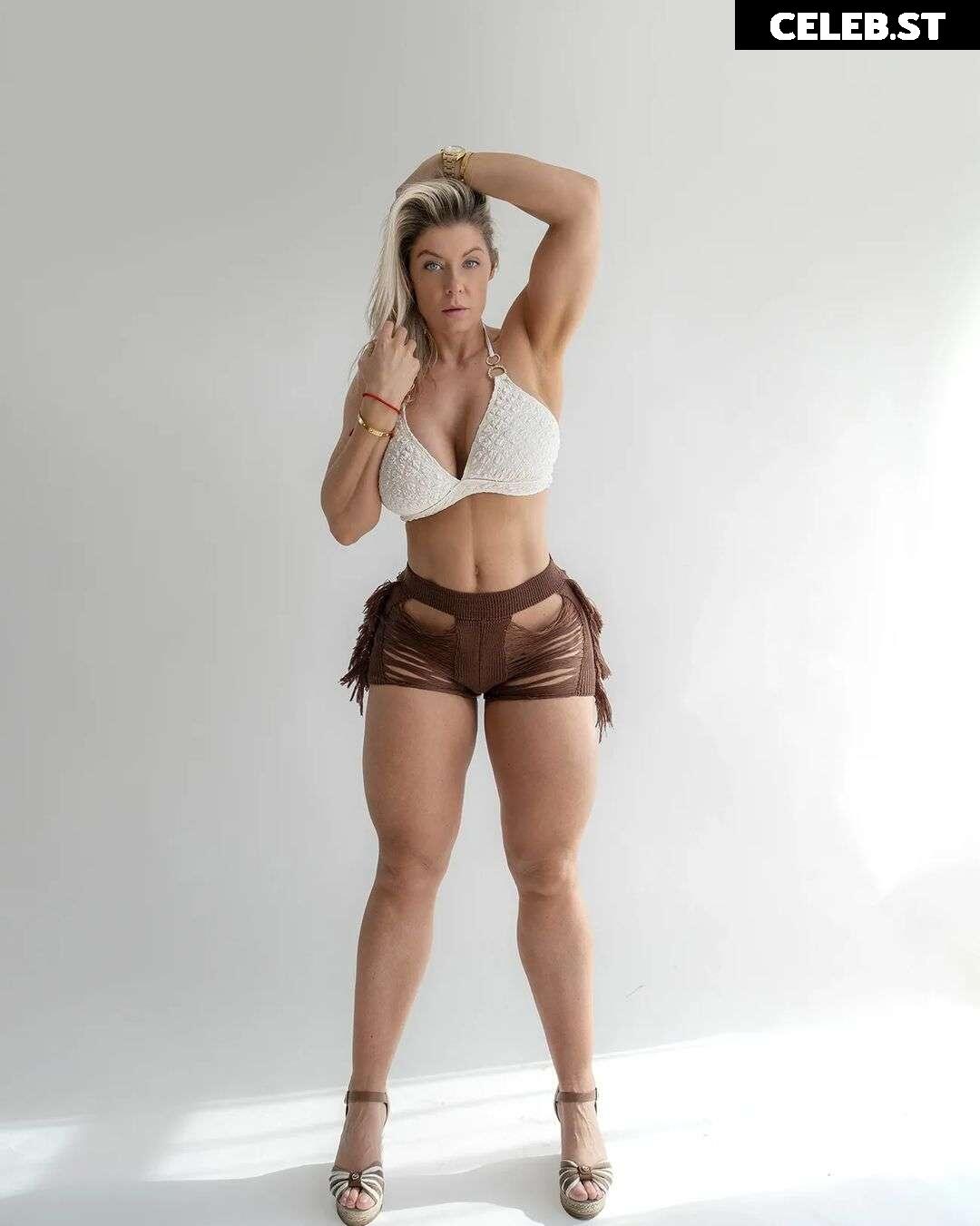 Mia Sand Image 2330266