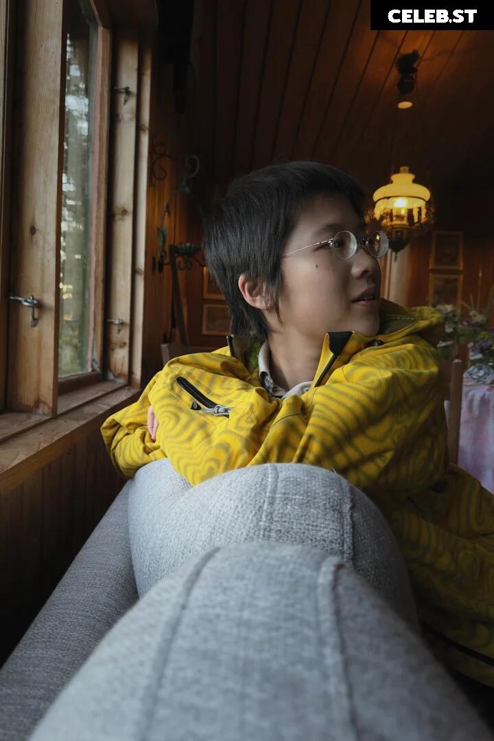Ersties Image 23302396