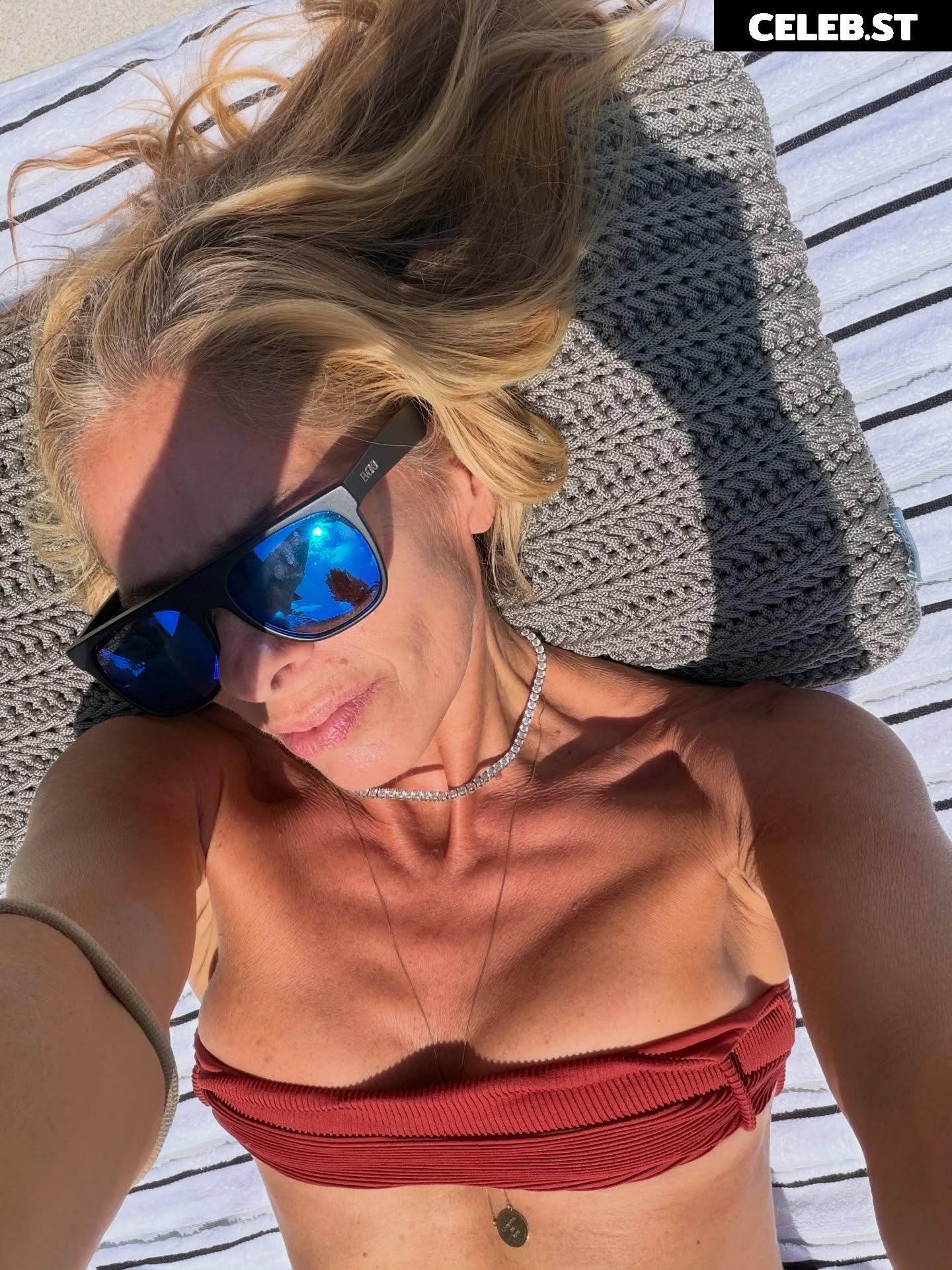 Adriane Galisteu Image 23394327