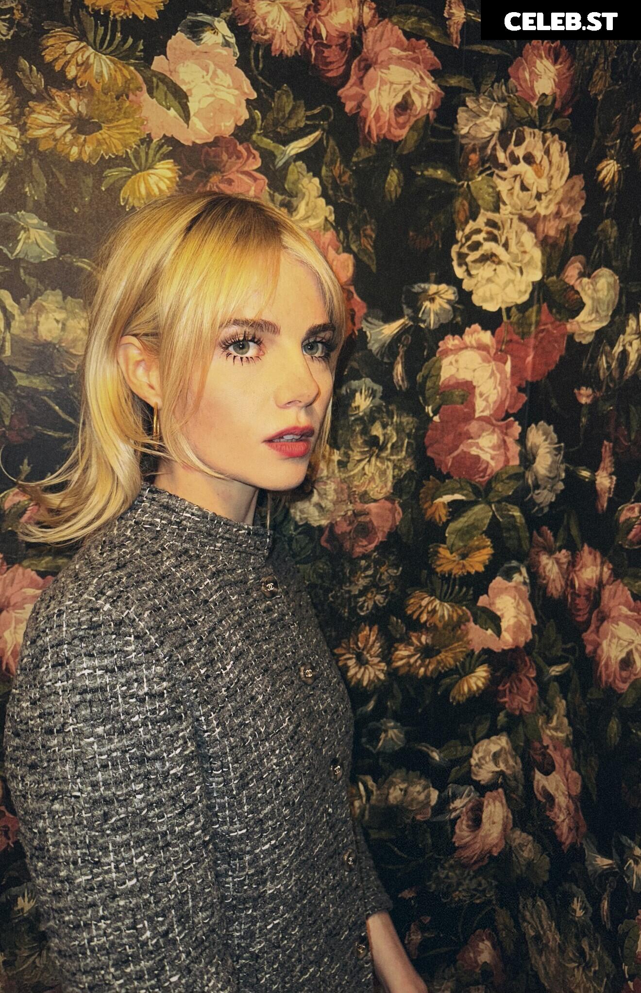 Lucy Boynton Image 23390749