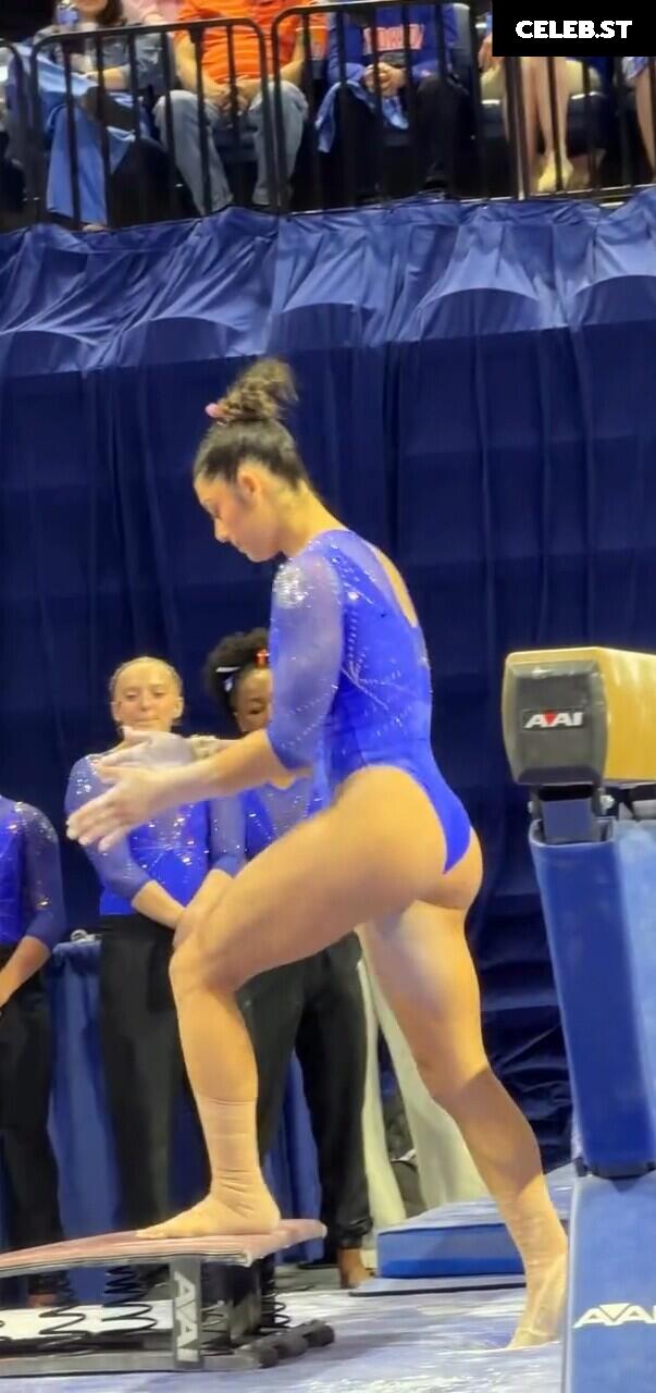 Kayla DiCello Image 23384106