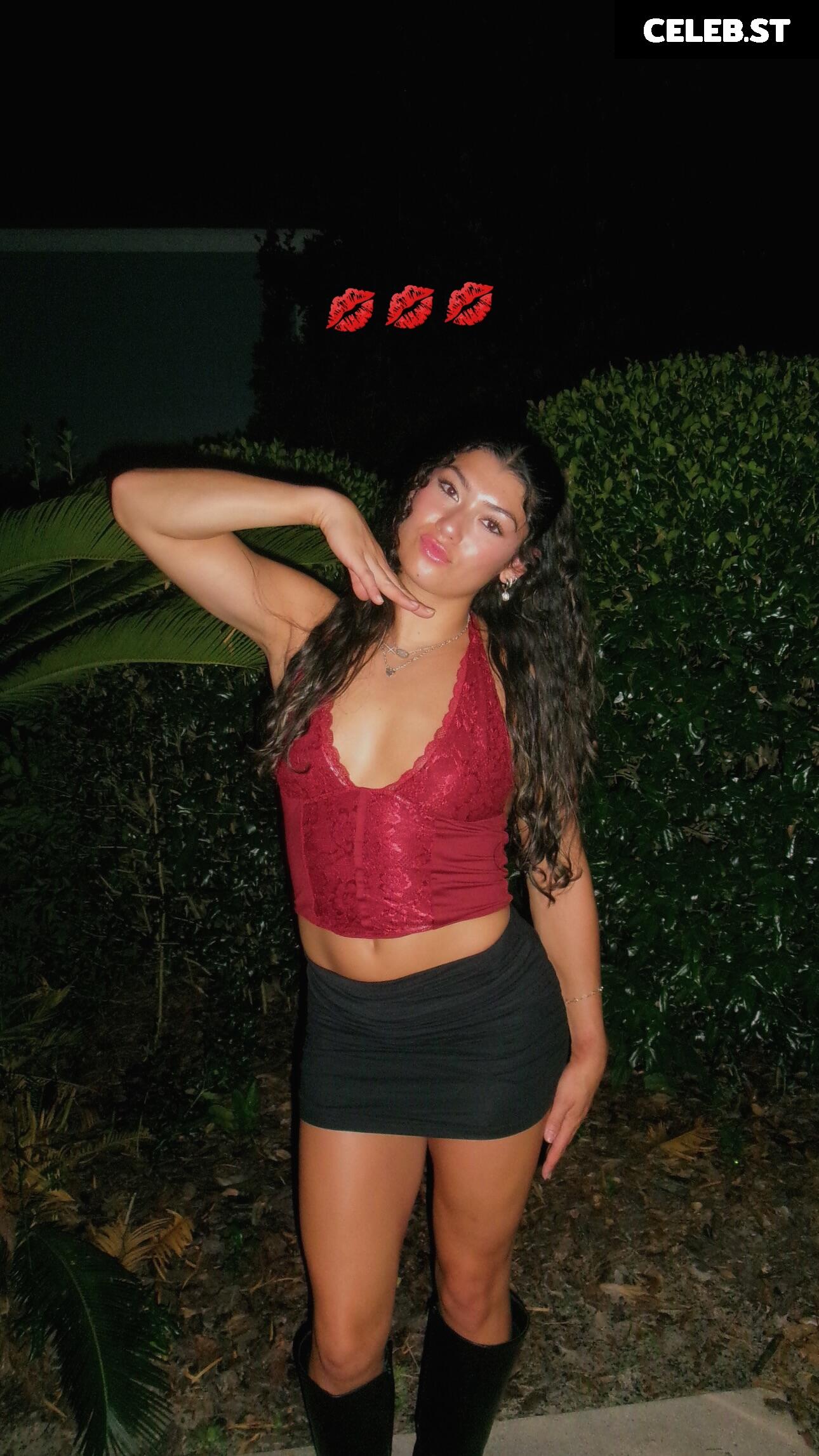 Kayla DiCello Image 23384018