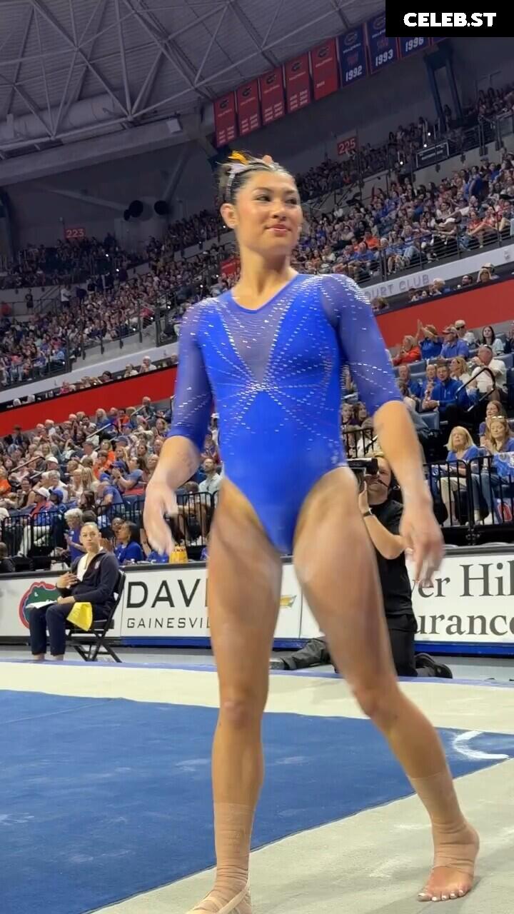 Kayla DiCello Image 23384059