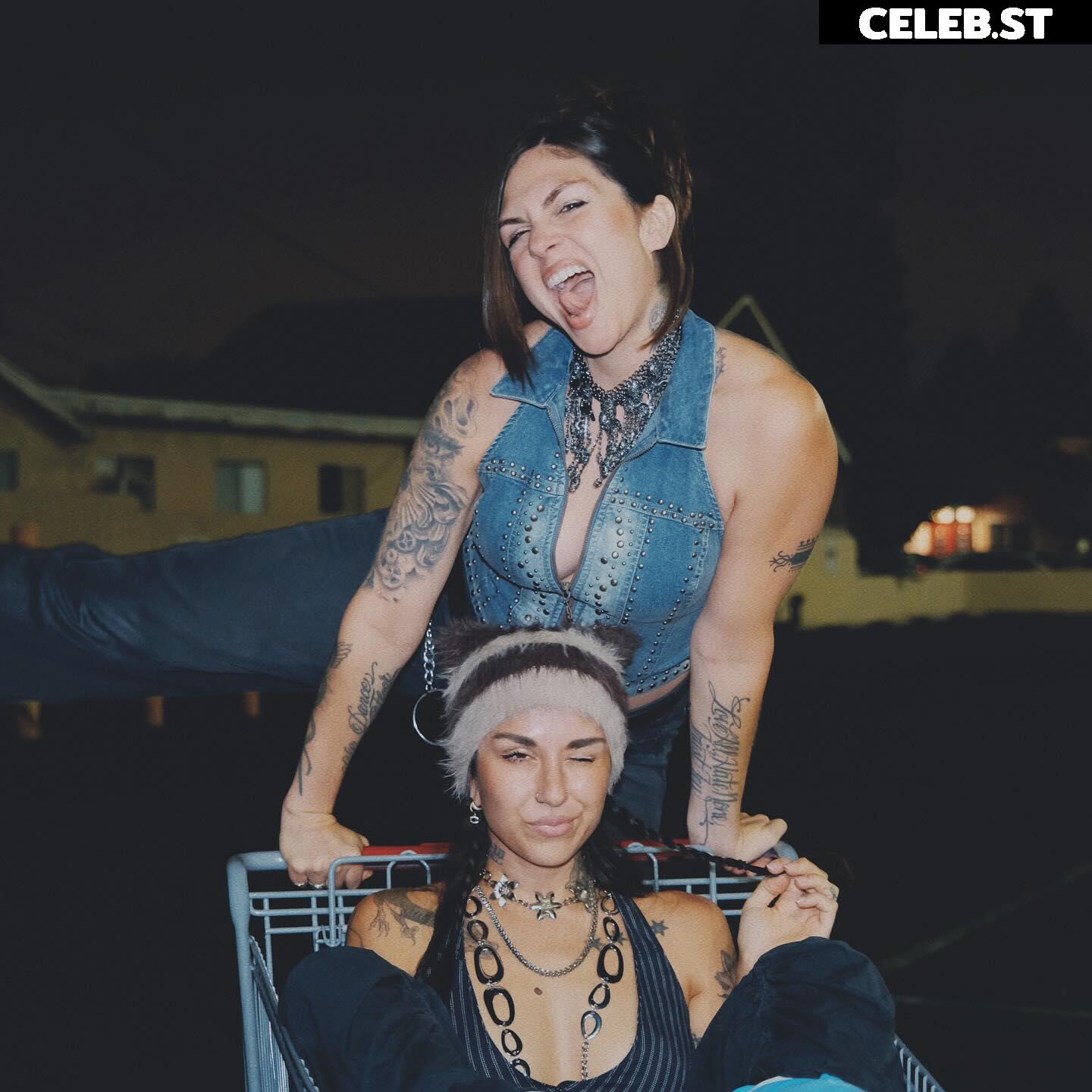 Krewella (Yasmine Yousaf &amp; Jahan Yousaf) Image 23384265
