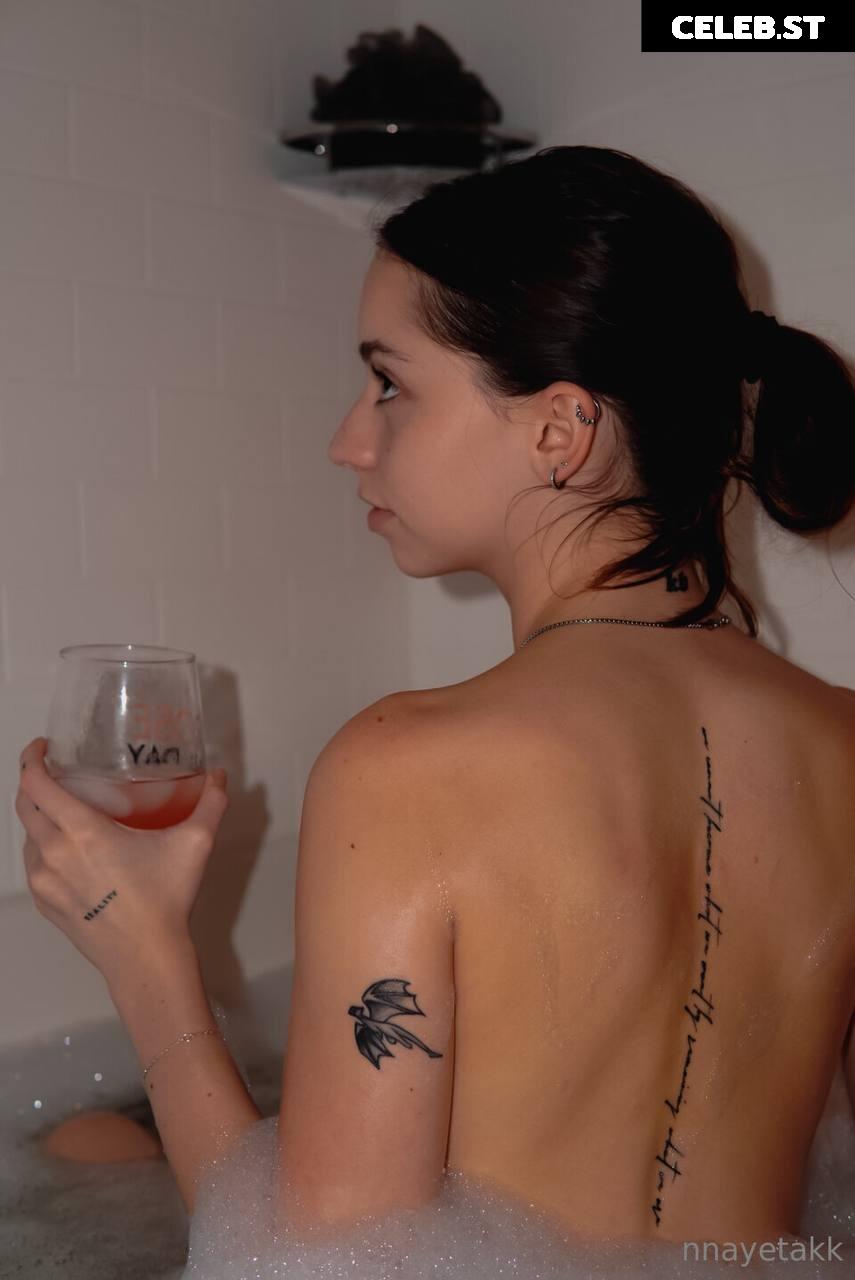 Katelyn Elizabeth Image 2338765