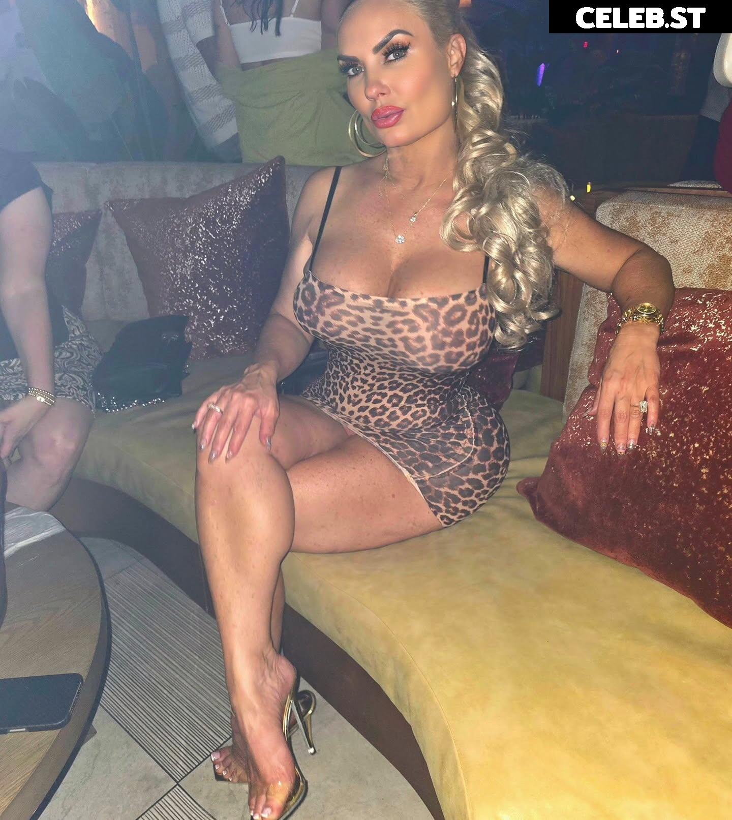 Nicole "Coco" Austin Image 23381052