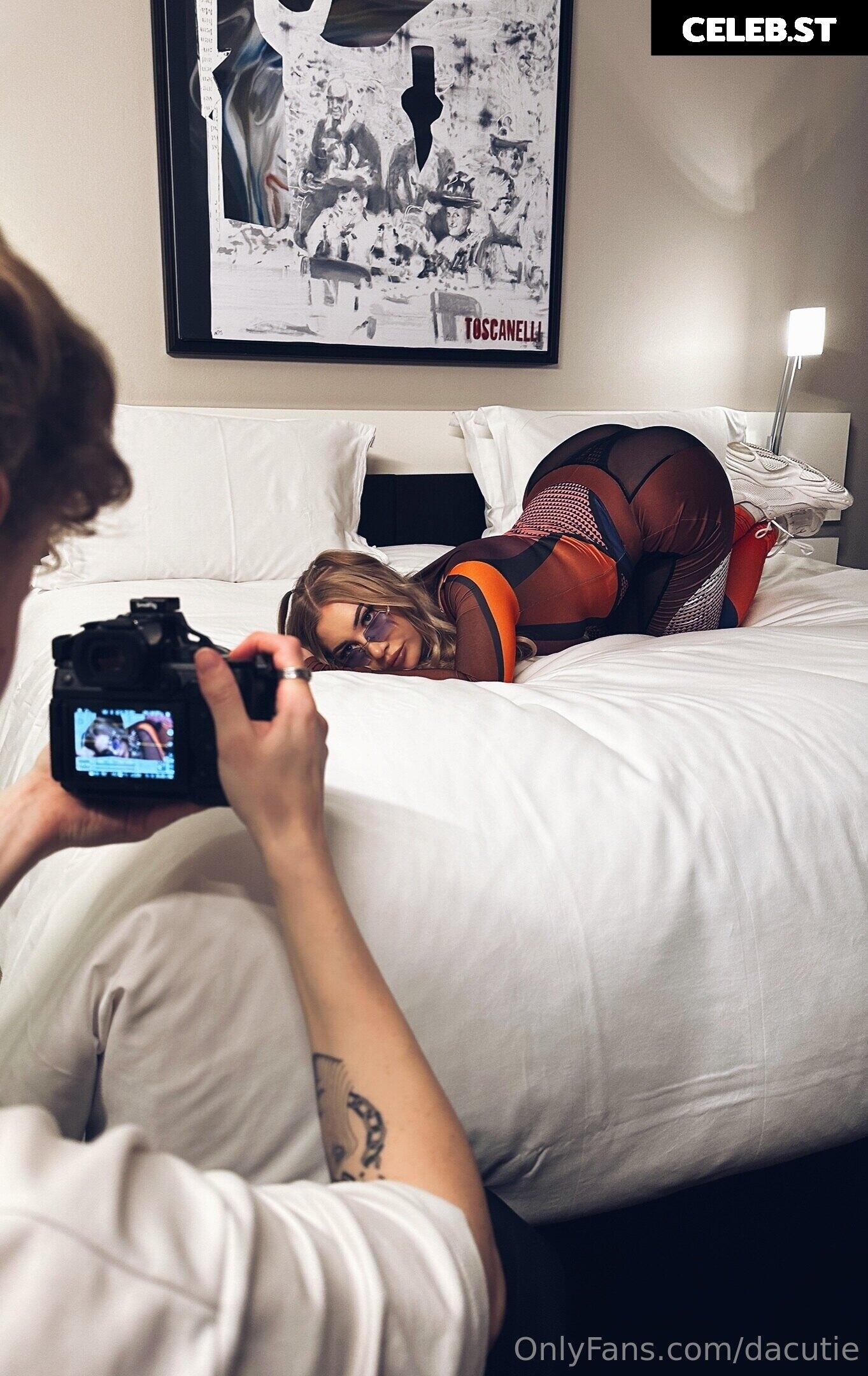 DaCutie Image 2338076