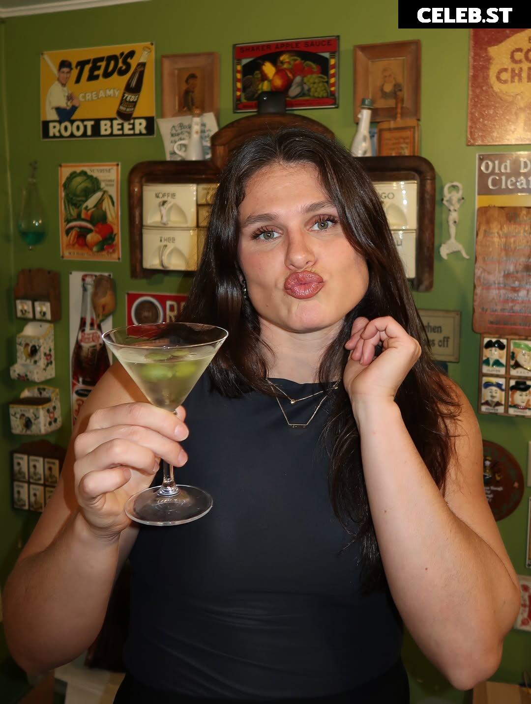 Ilona Maher Image 23380611