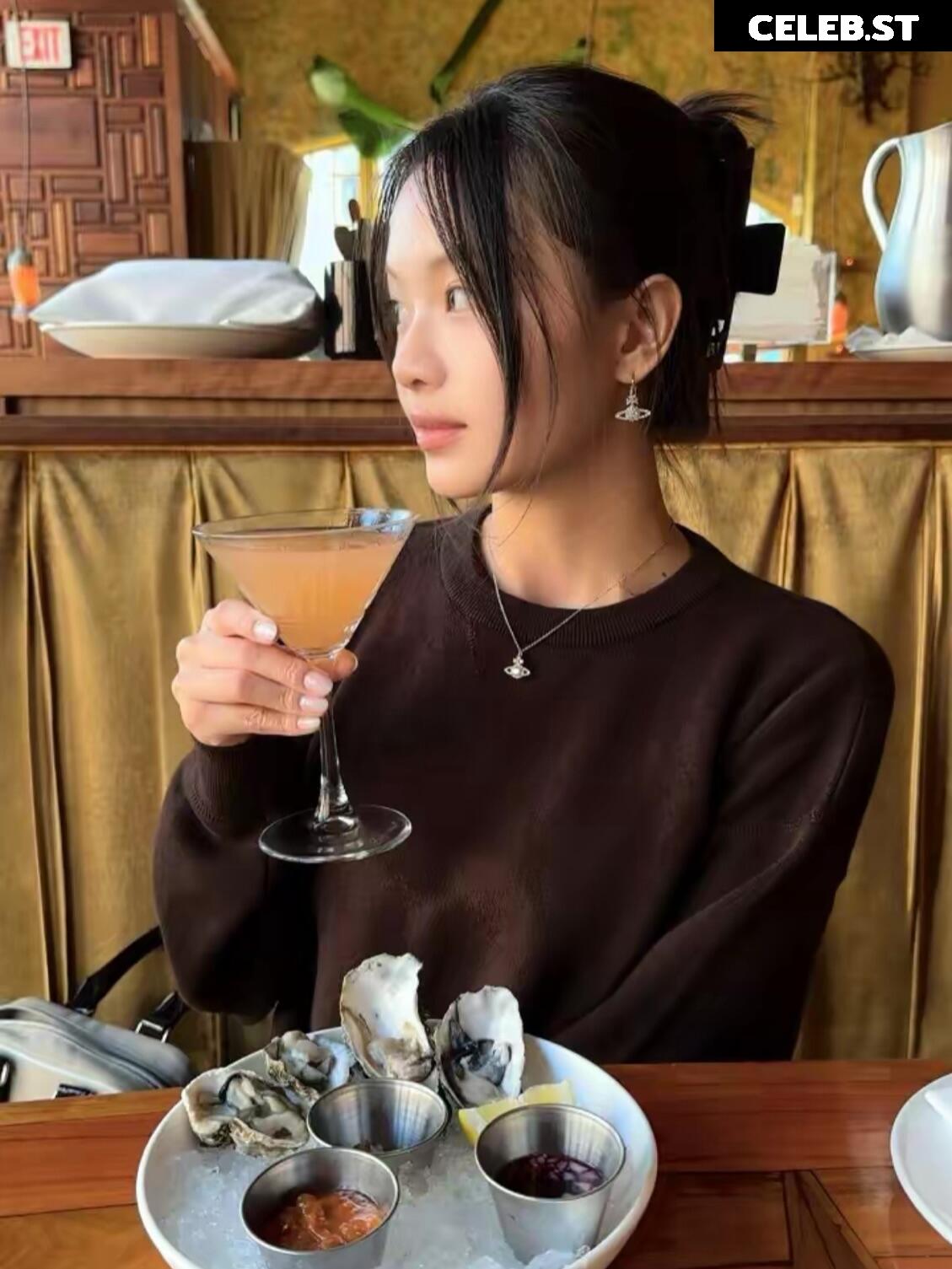 Cindy Phan / Dearcindyphan Image 23380184
