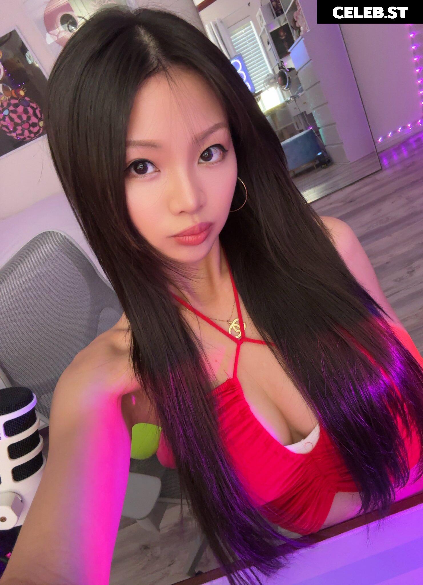 Cindy Phan / Dearcindyphan Image 23380178
