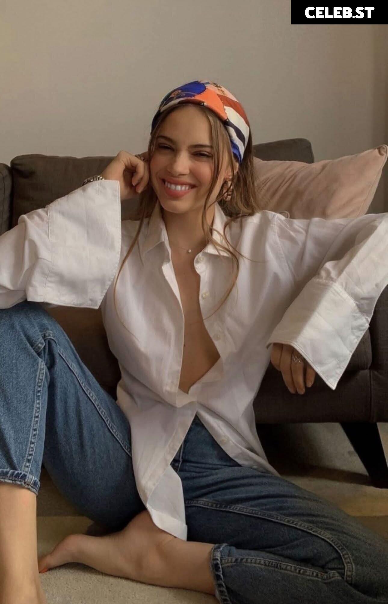 Xenia Tchoumi Image 23383201