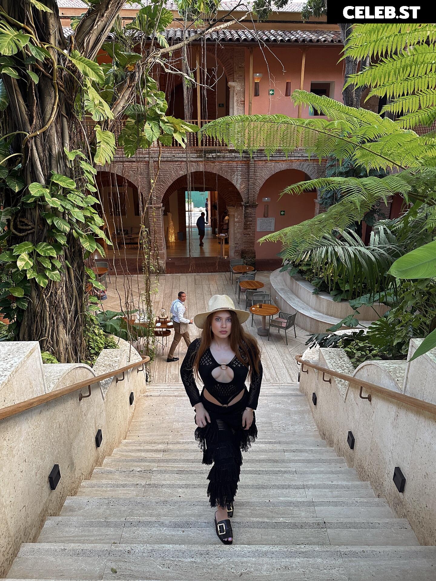 Xenia Tchoumi Image 23383232