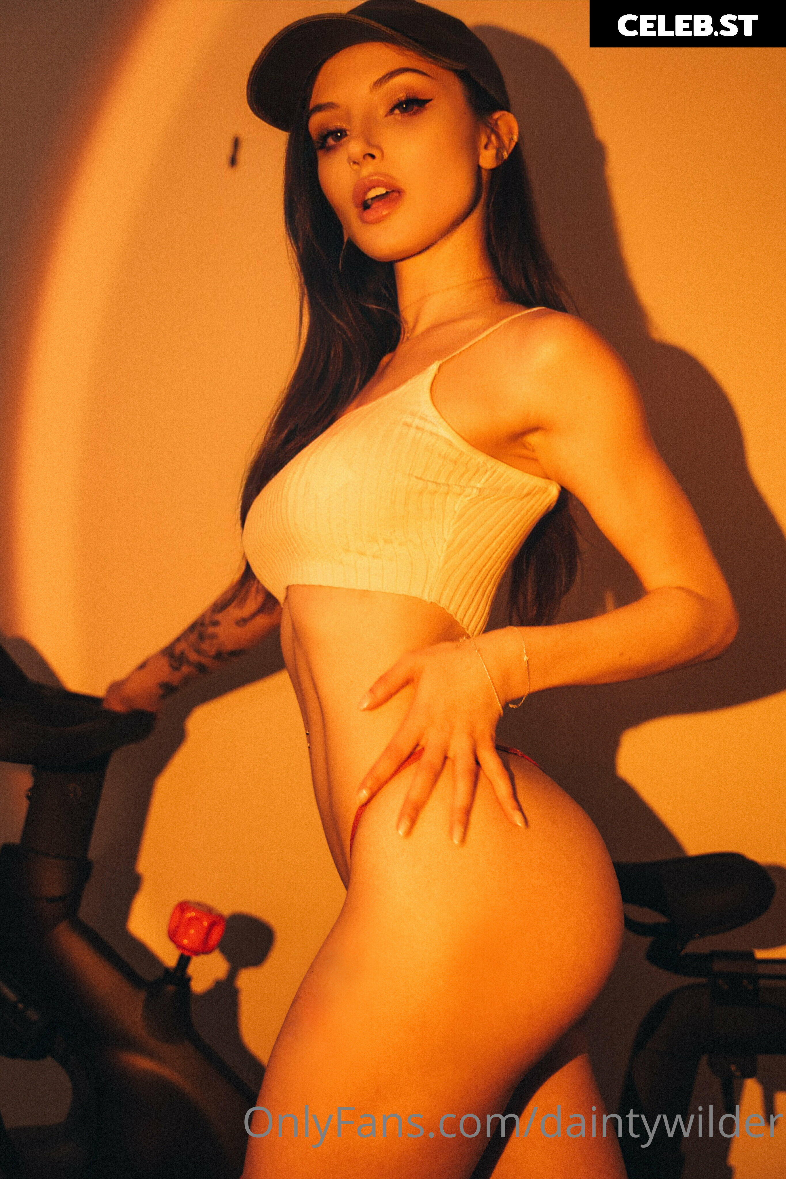 Dainty Wilder Image 23255611