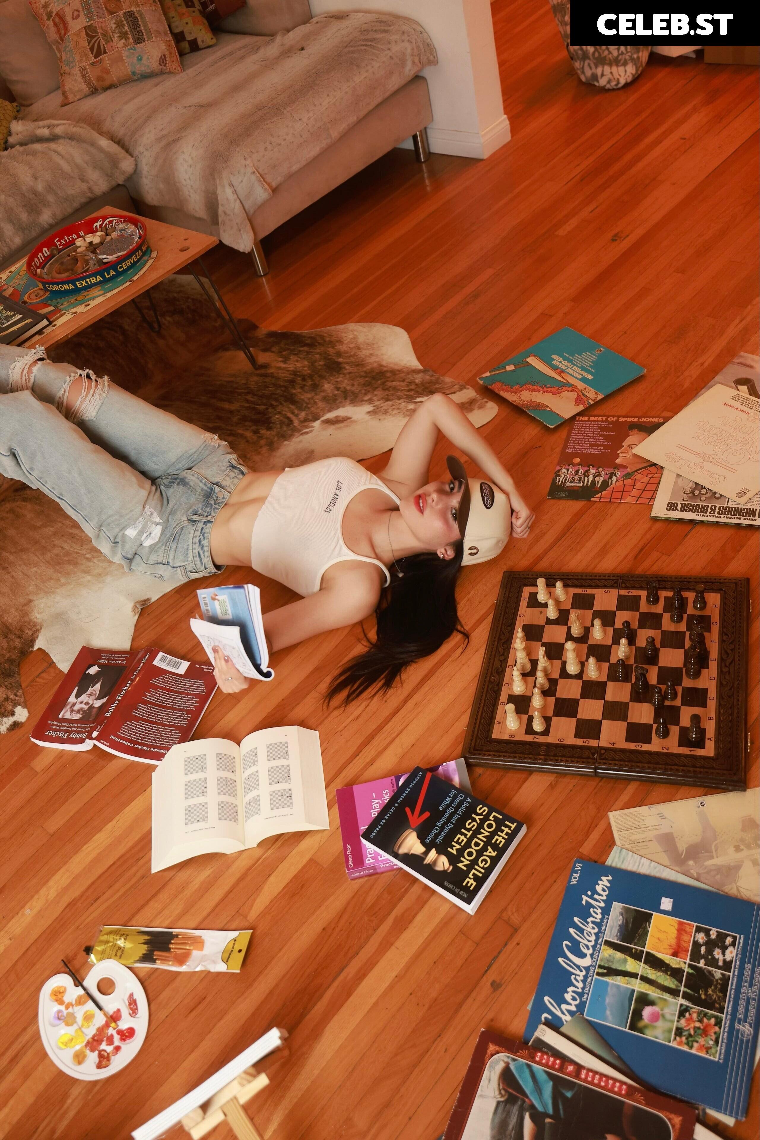 Andrea Botez (leaks = ban) Image 23277719