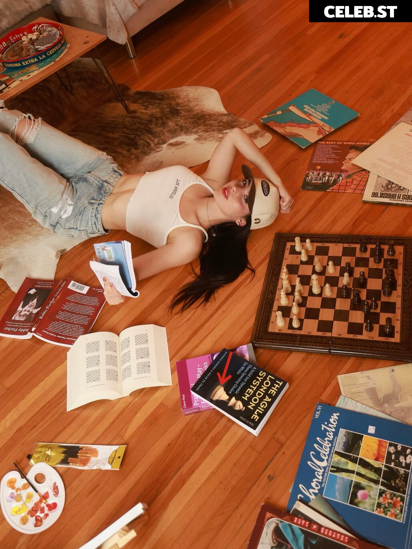 Andrea Botez (leaks = ban) Image 23277709