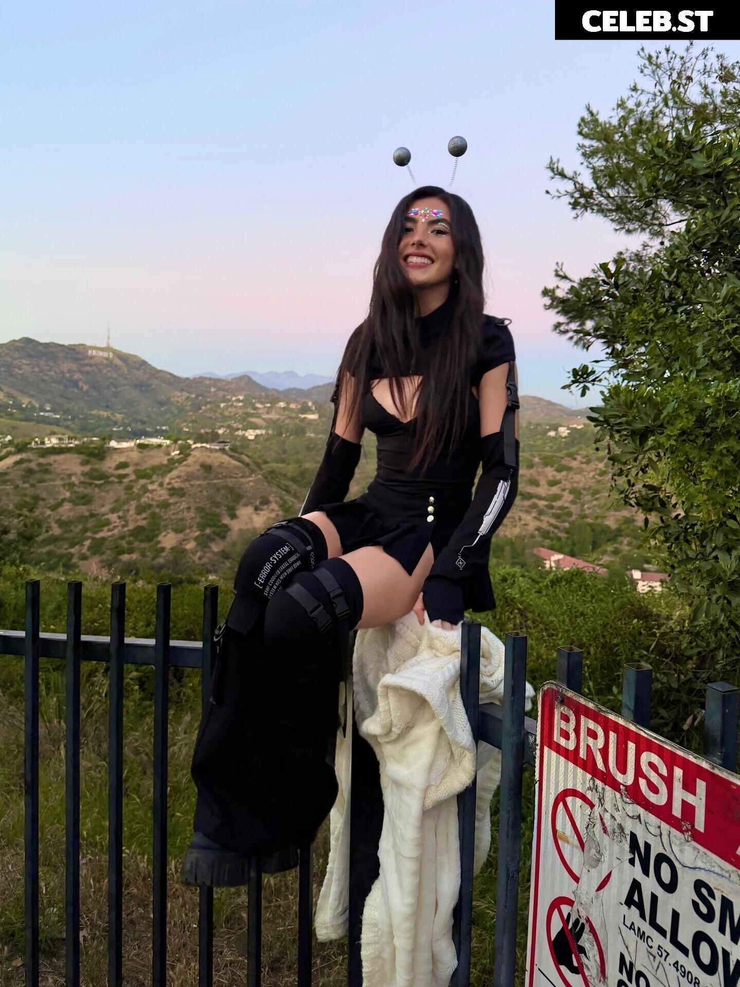 Andrea Botez (leaks = ban) Image 23277734