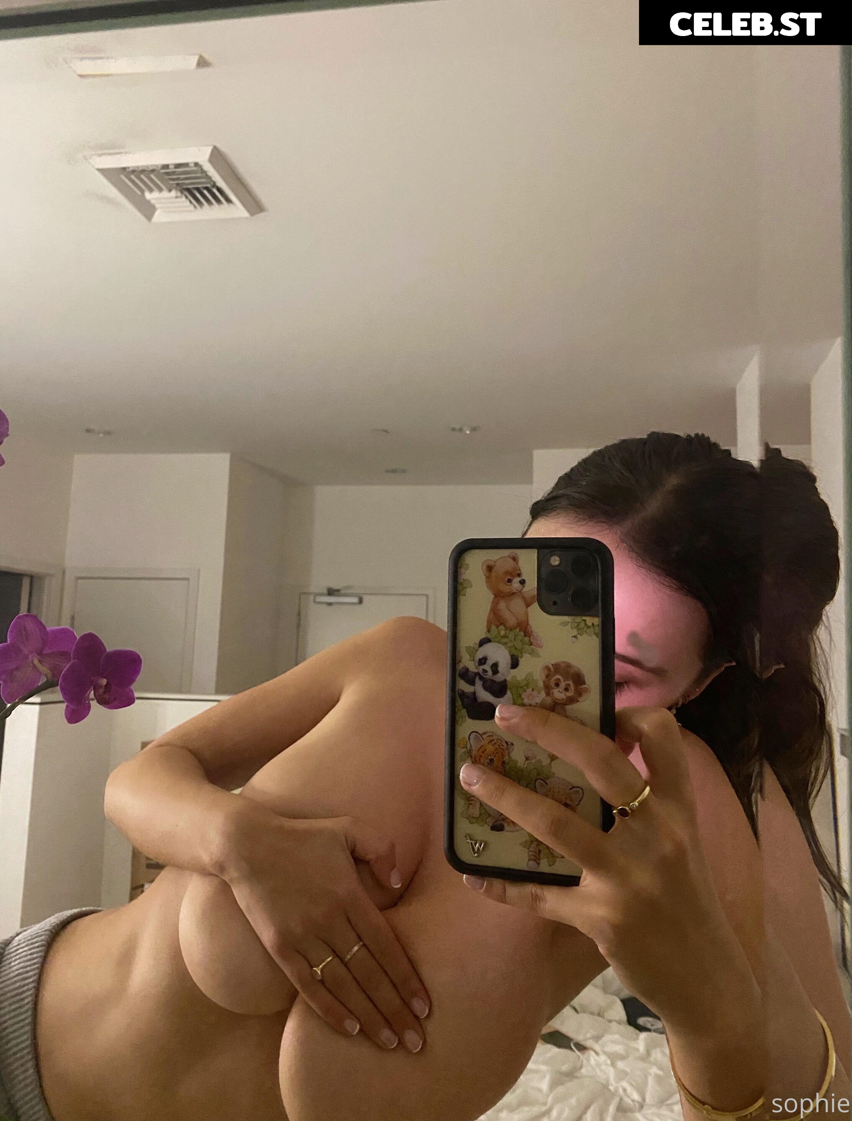 Sophie Mudd Image 2324281