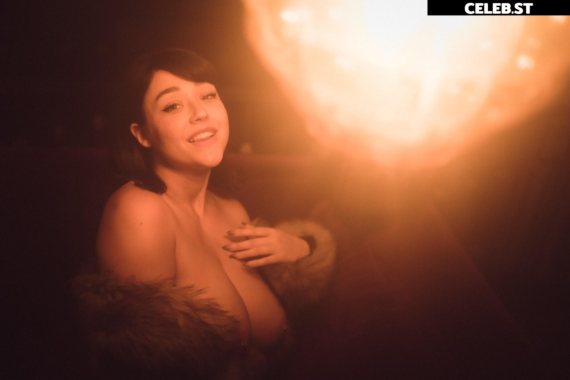 Sabrina Nichole Image 23212148