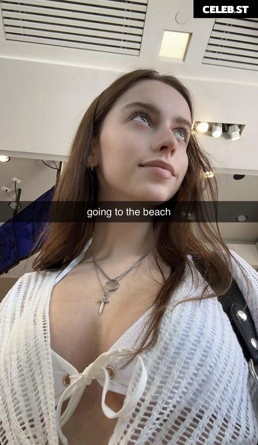 Katelyn Elizabeth Image 2328329