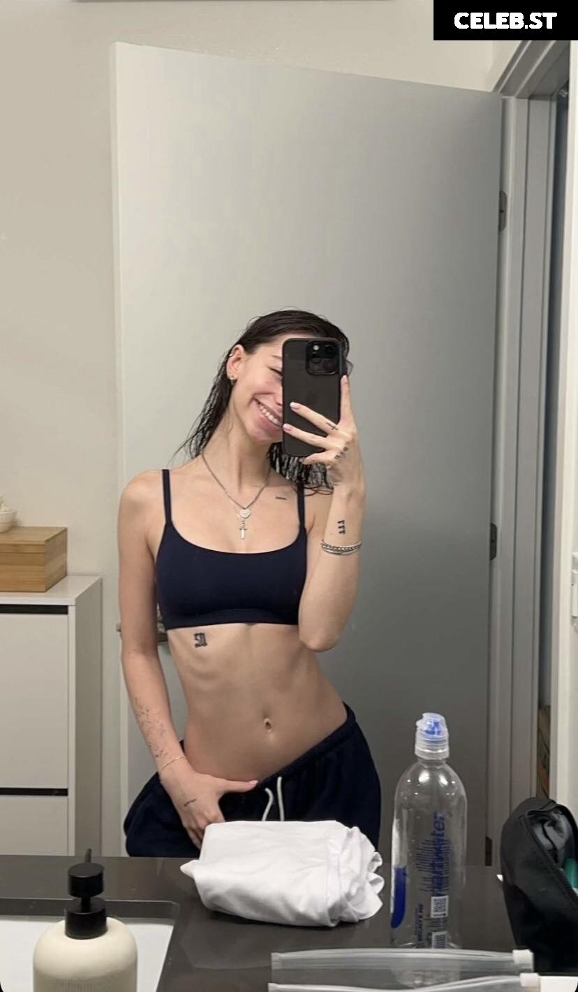 Katelyn Elizabeth Image 2328284